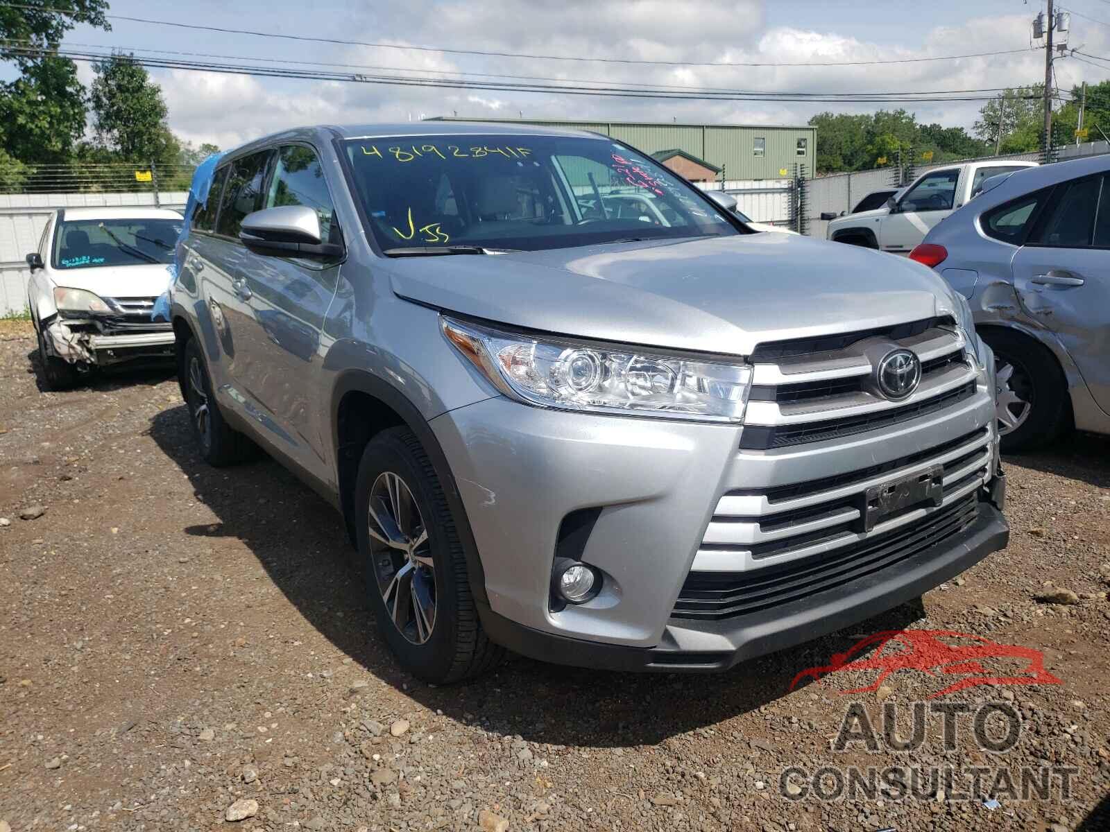 TOYOTA HIGHLANDER 2019 - 5TDBZRFHXKS958367