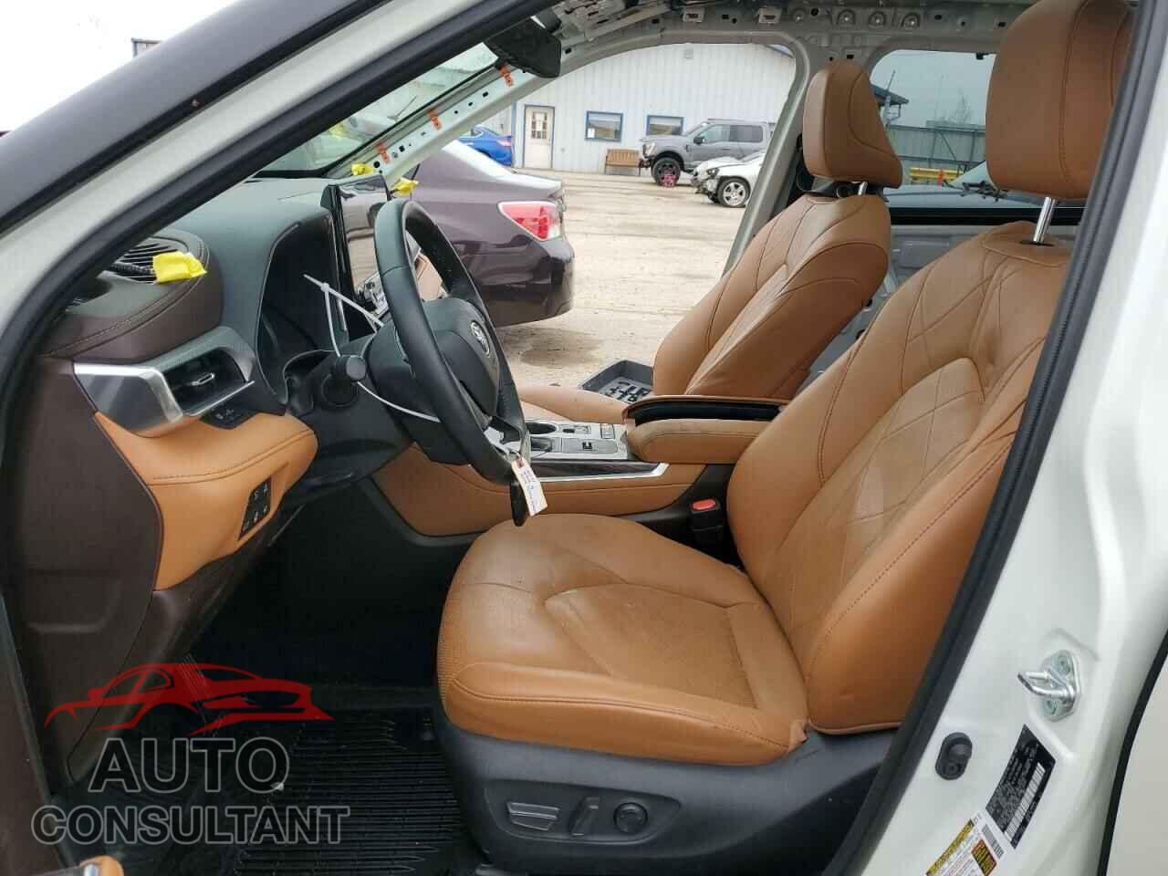 TOYOTA HIGHLANDER 2020 - 5TDEBRCH0LS014357