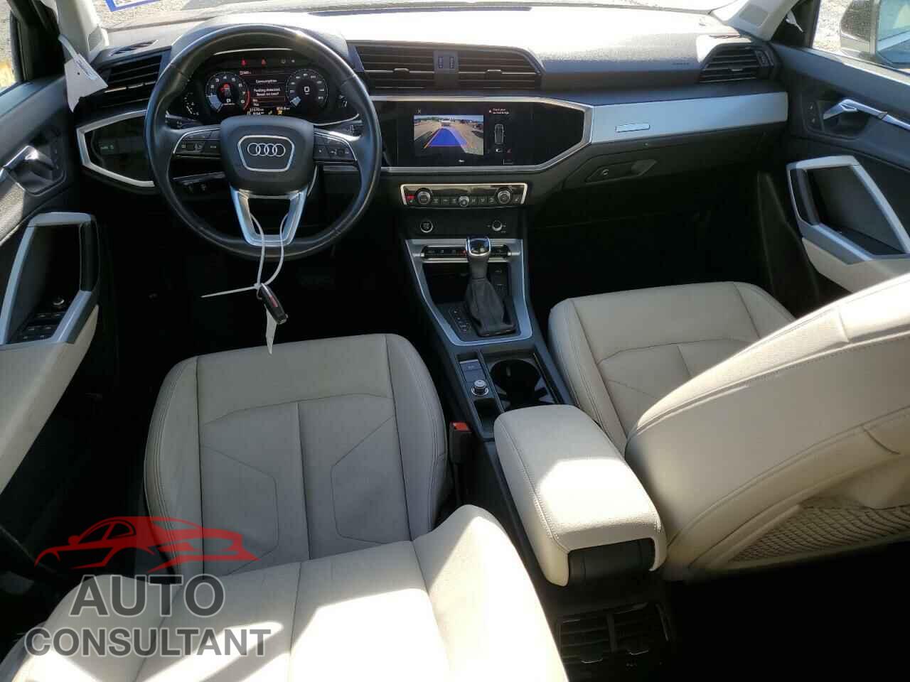 AUDI Q3 2021 - WA1DECF39M1003916