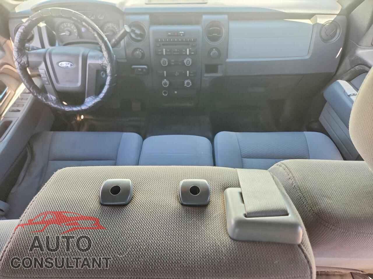 FORD F150 2011 - 1FTVX1EF7BKD44114