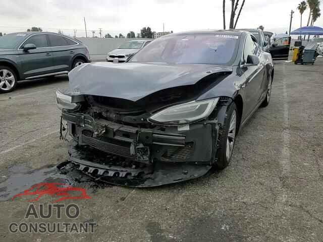 TESLA MODEL S 2017 - 5YJSA1E1XHF217582