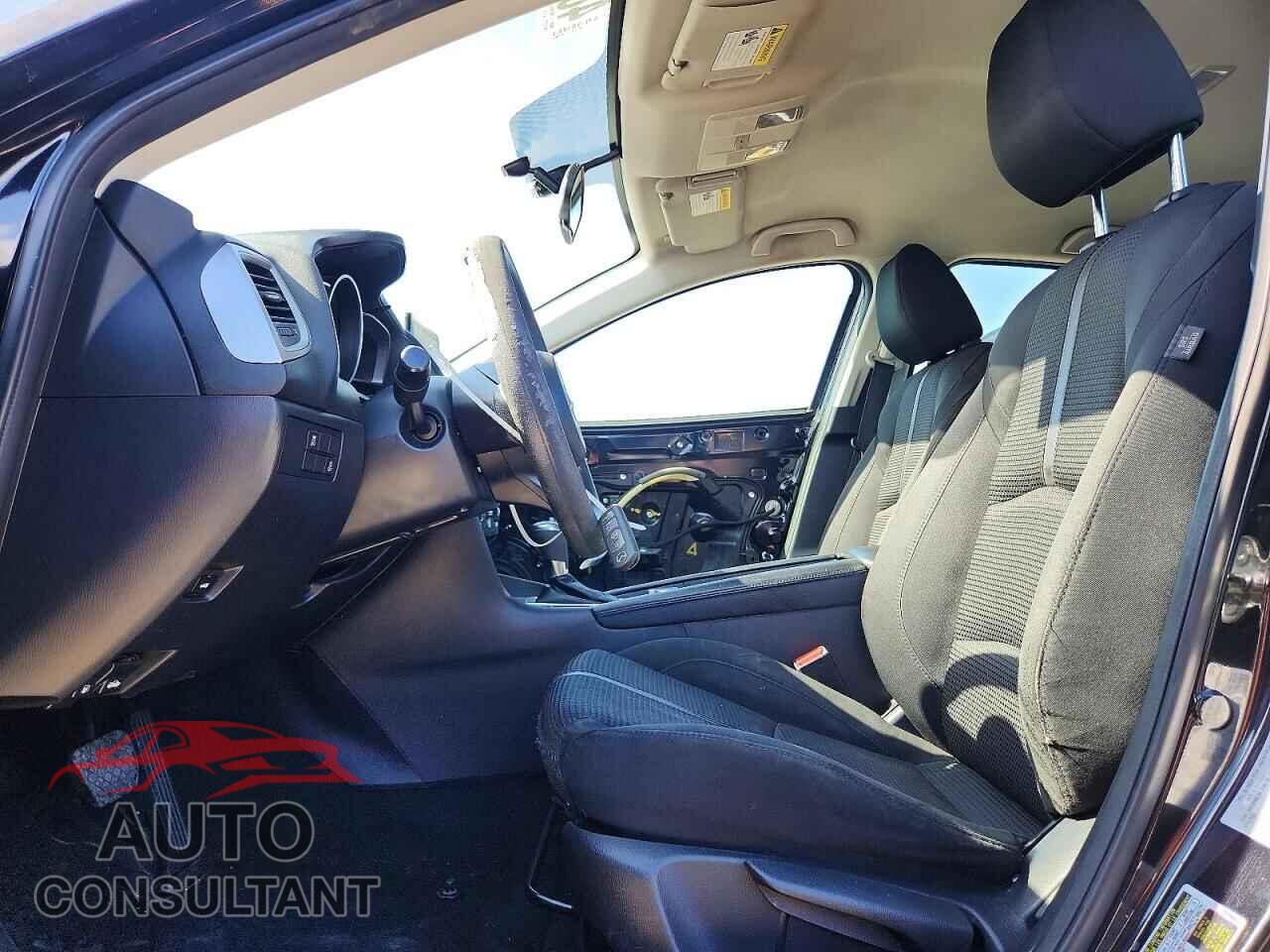 MAZDA 3 2017 - 3MZBN1U76HM126425