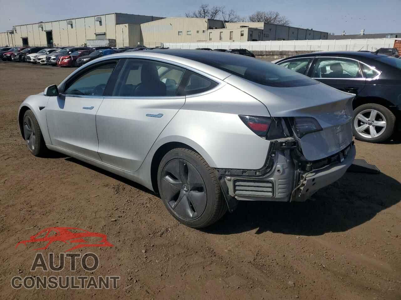 TESLA MODEL 3 2018 - 5YJ3E1EB8JF065065