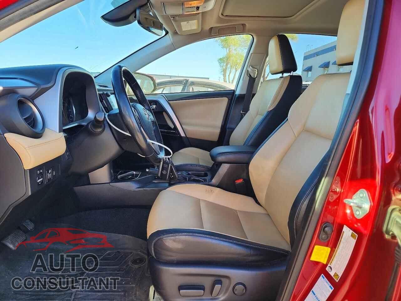 TOYOTA RAV4 2018 - JTMDJREV0JD166360
