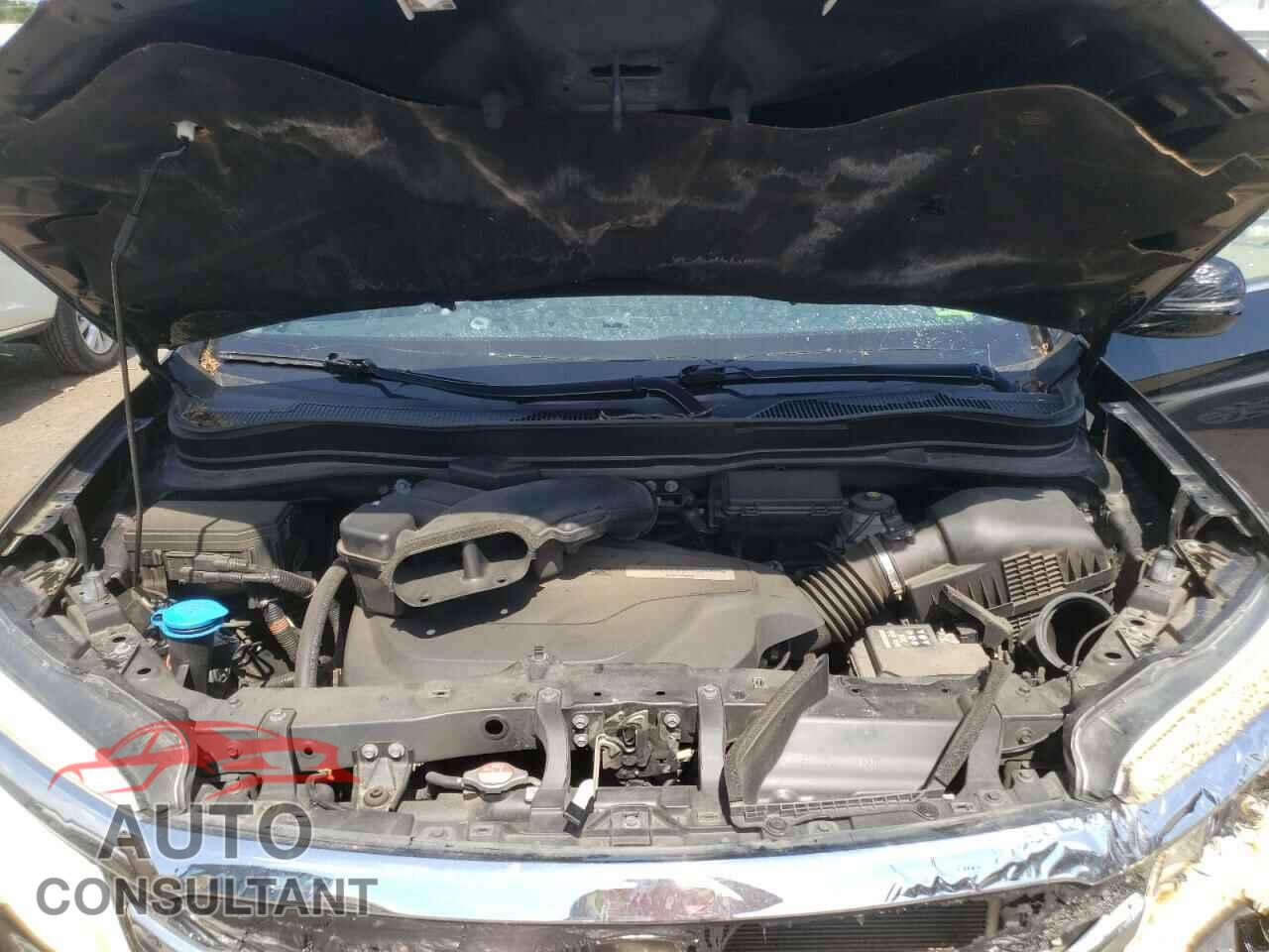 HONDA PILOT 2017 - 5FNYF6H06HB014300