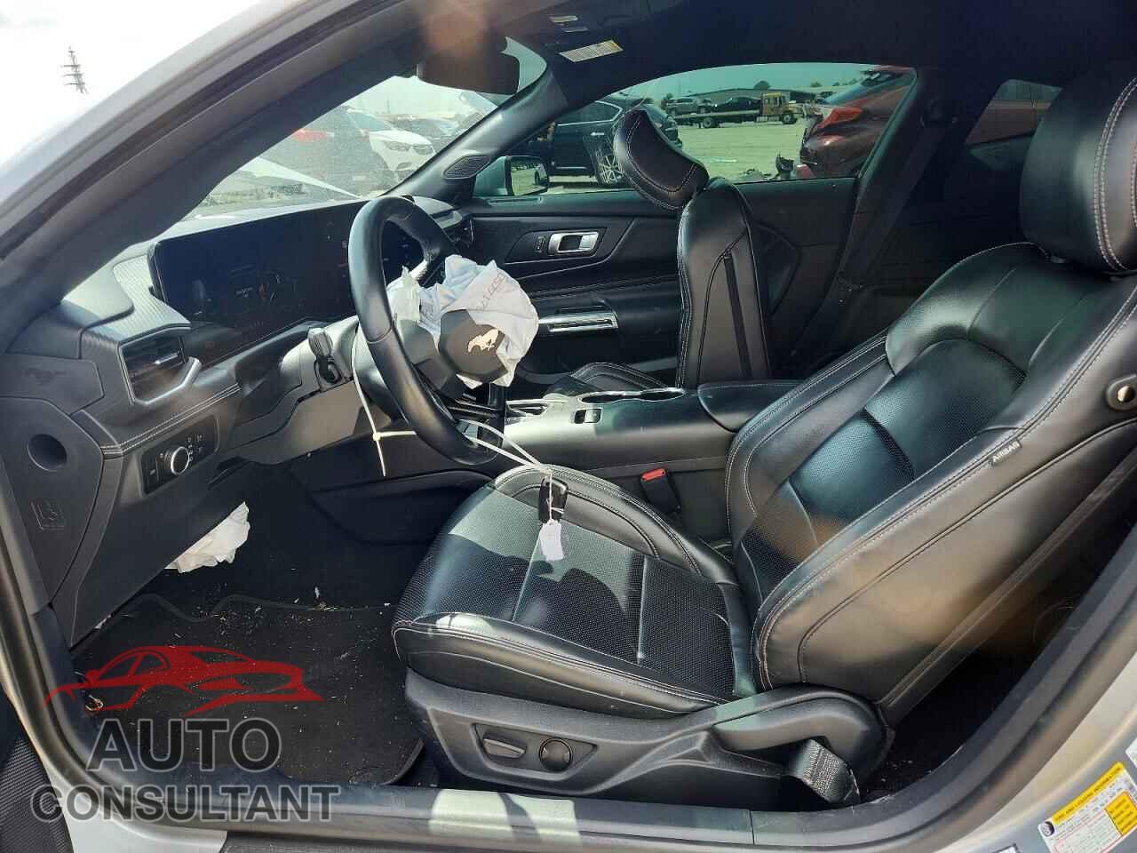 FORD MUSTANG 2024 - 1FA6P8TH0R5113071