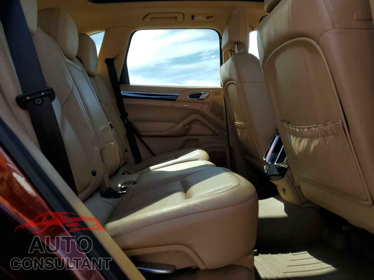 PORSCHE CAYENNE 2012 - WP1AA2A22CLA10950