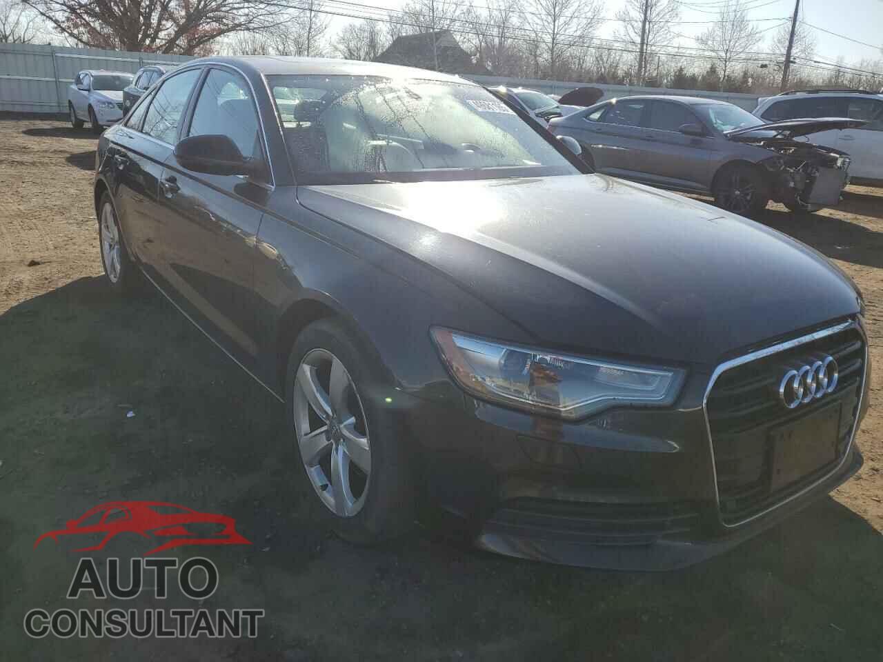 AUDI A6 2012 - WAUDFAFC4CN125112