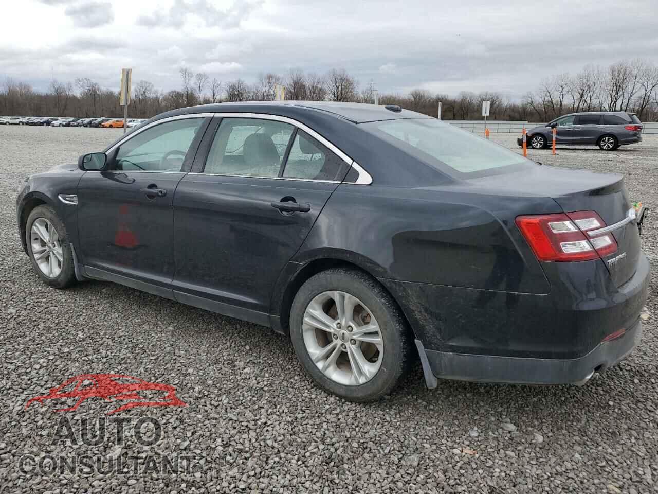 FORD TAURUS 2015 - 1FAHP2D88FG133184