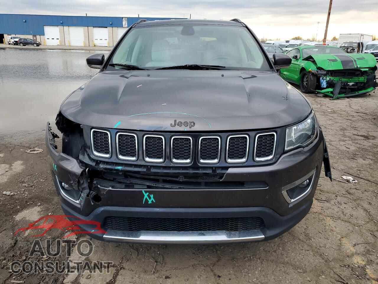 JEEP COMPASS 2018 - 3C4NJDCB0JT372577