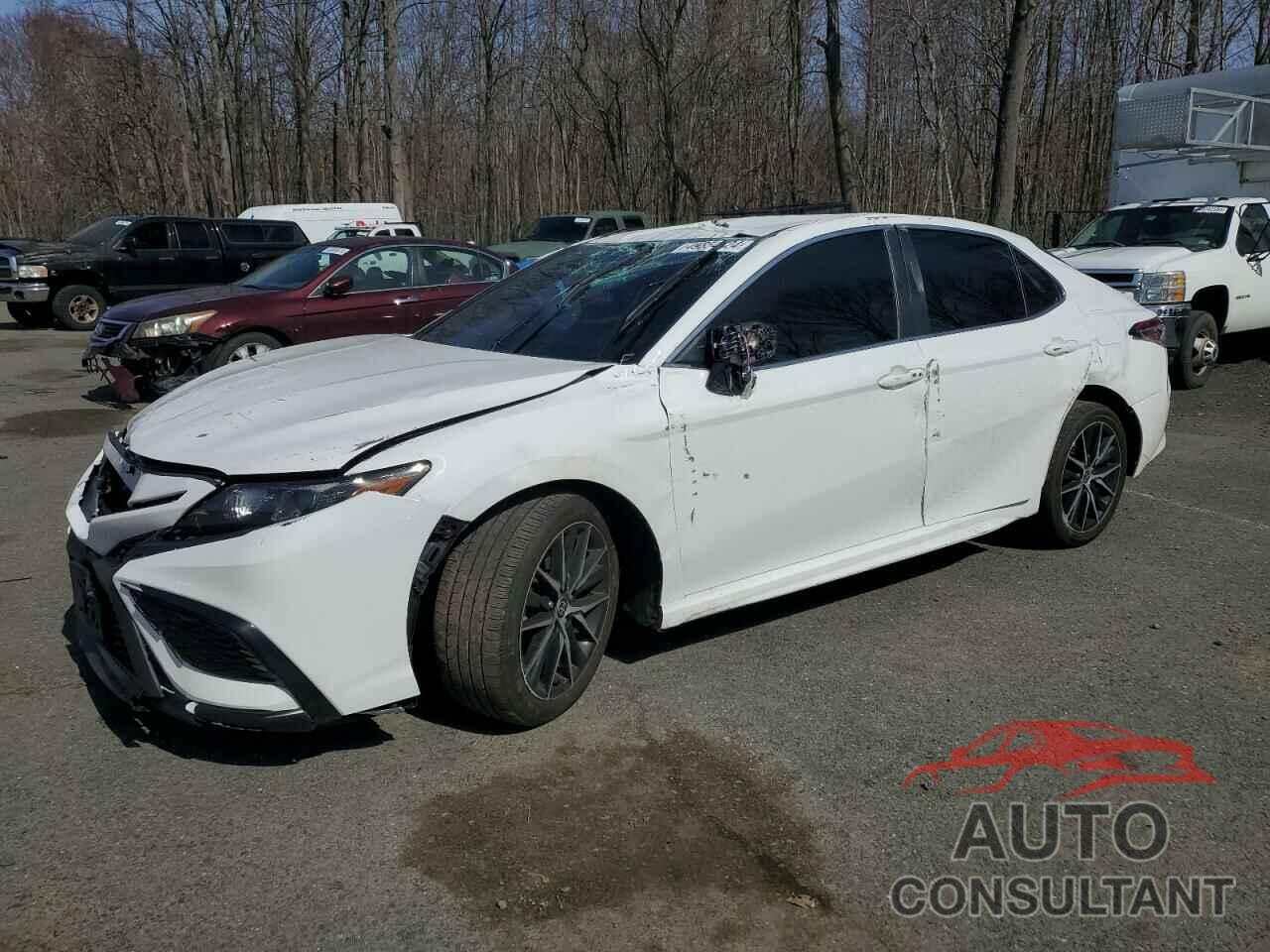 TOYOTA CAMRY 2024 - 4T1G11AKXRU847398