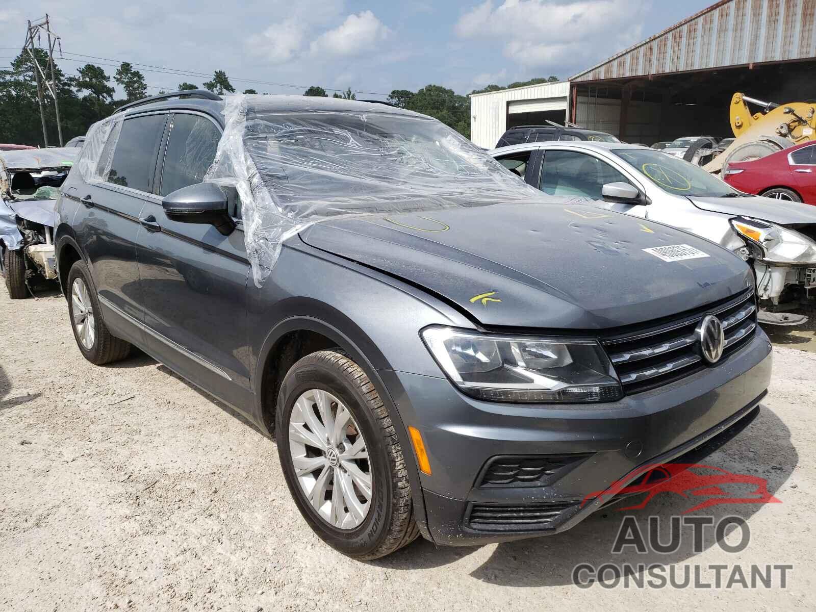 VOLKSWAGEN TIGUAN 2018 - 3VV3B7AX7JM090498