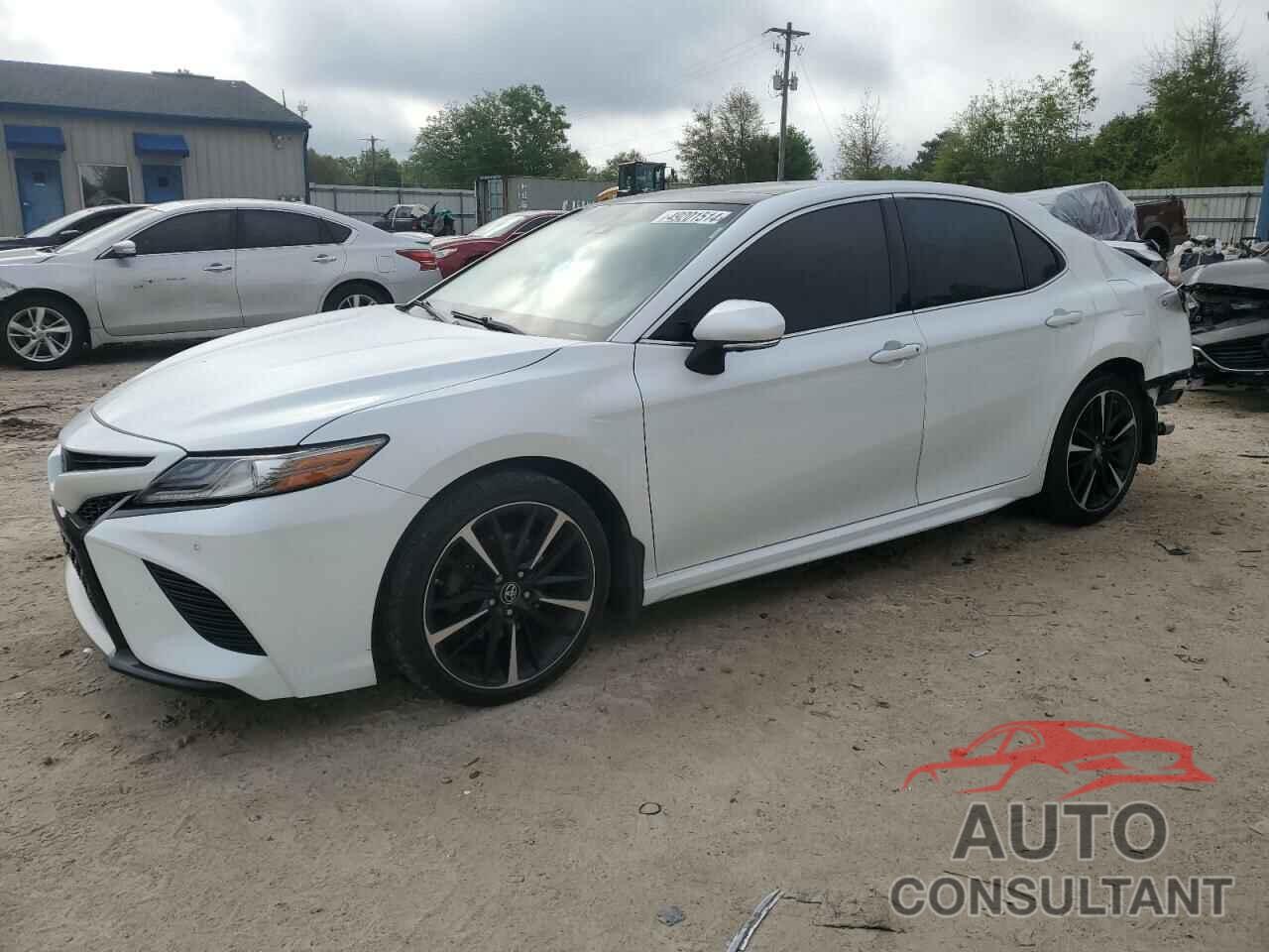 TOYOTA CAMRY 2018 - 4T1B61HK3JU665287