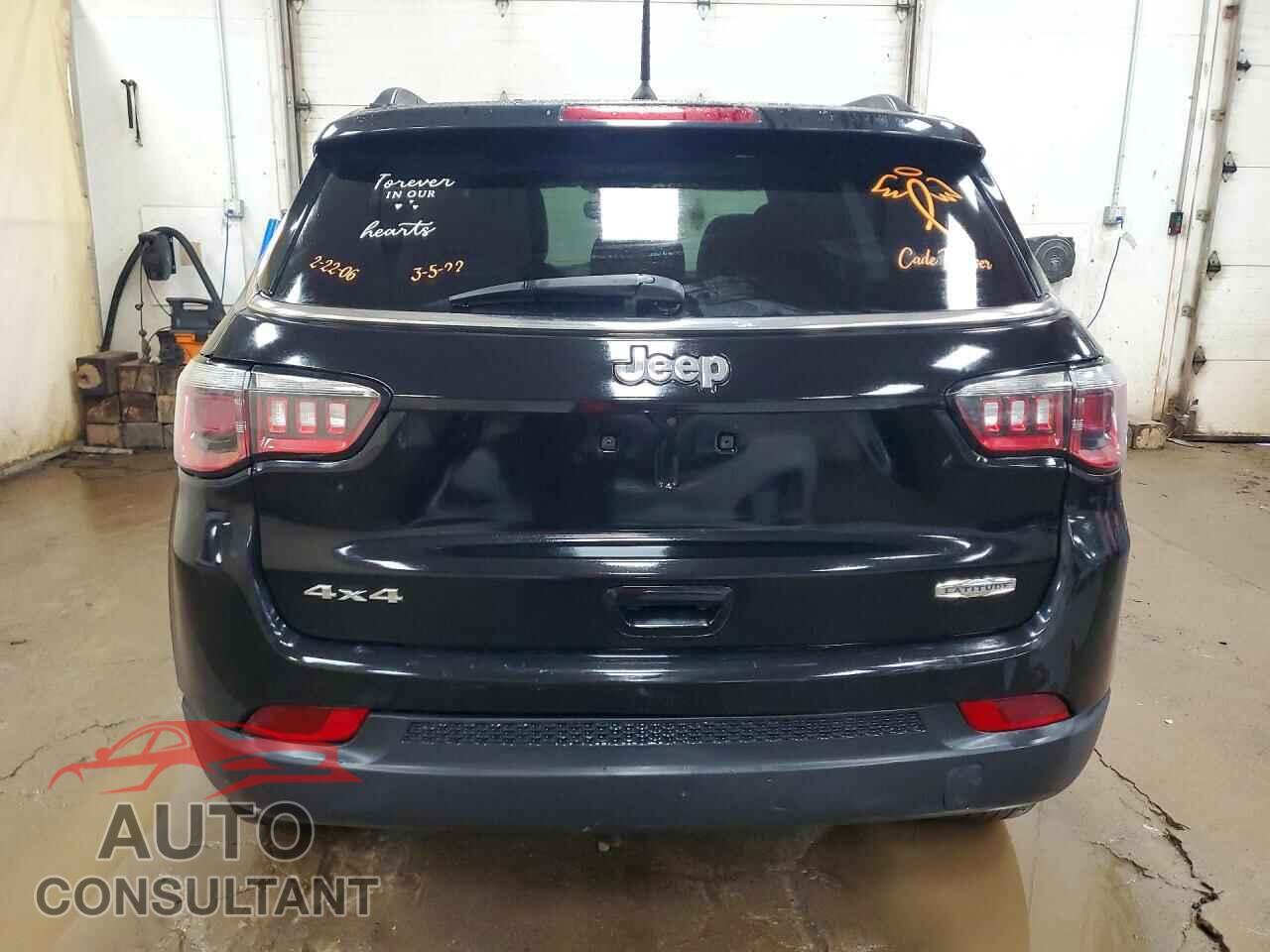 JEEP COMPASS 2017 - 3C4NJDBB8HT687901