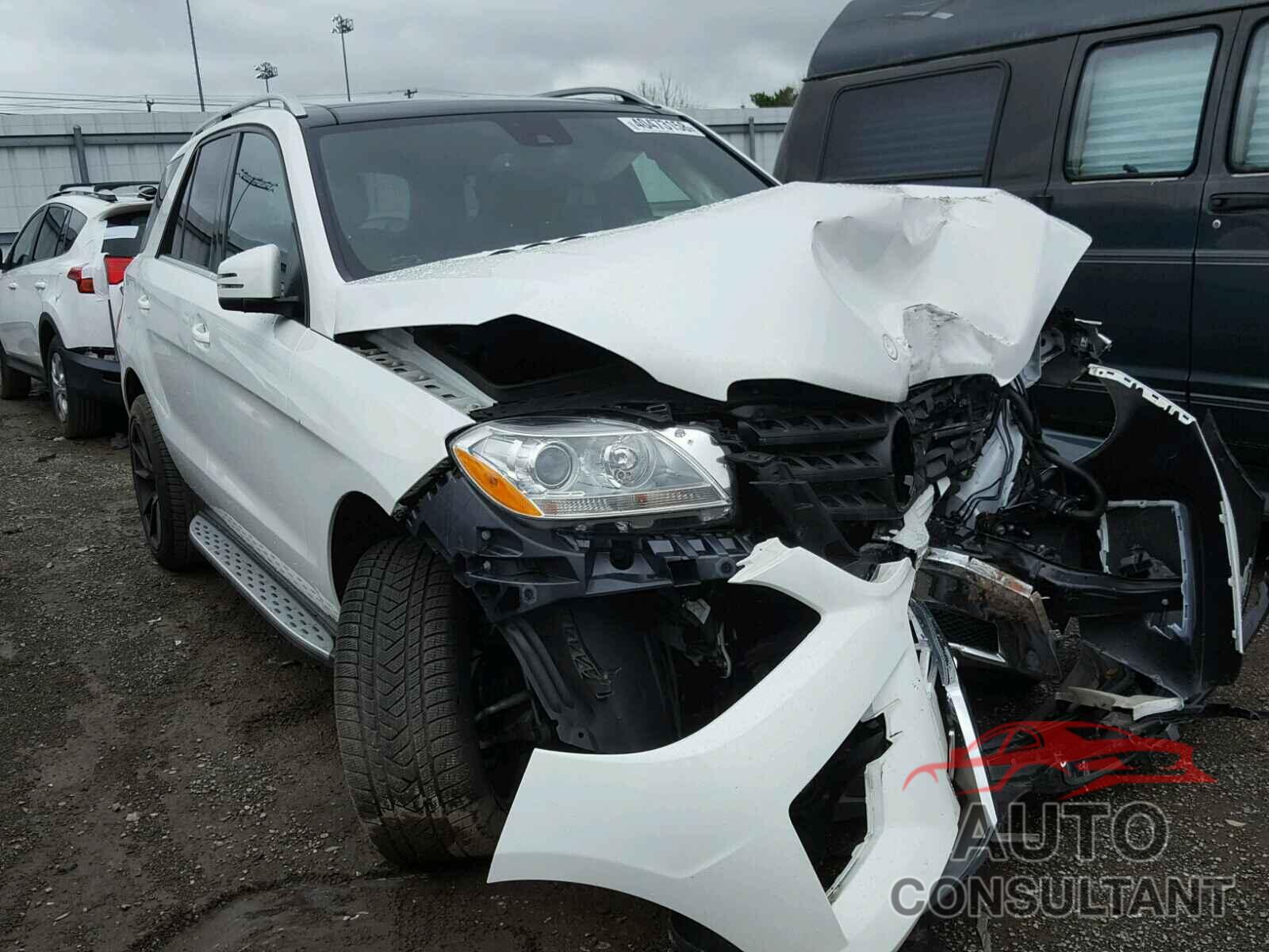 MERCEDES-BENZ ML 350 4MATIC 2015 - 4JGDA5HB8FA593610