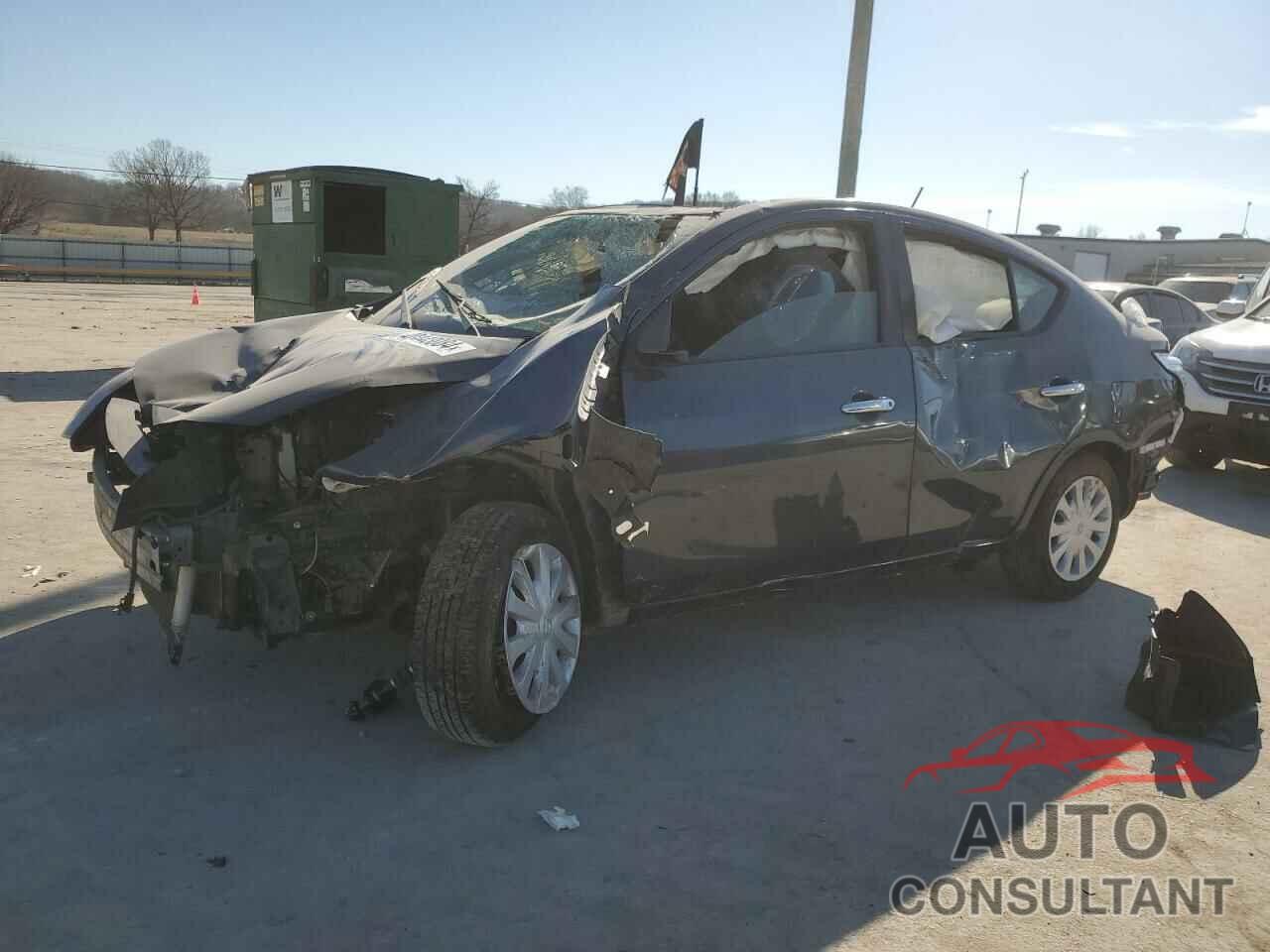 NISSAN VERSA 2017 - 3N1CN7AP4HL823969