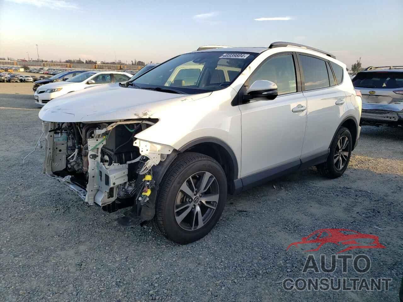 TOYOTA RAV4 2017 - JTMWFREV7HJ117162