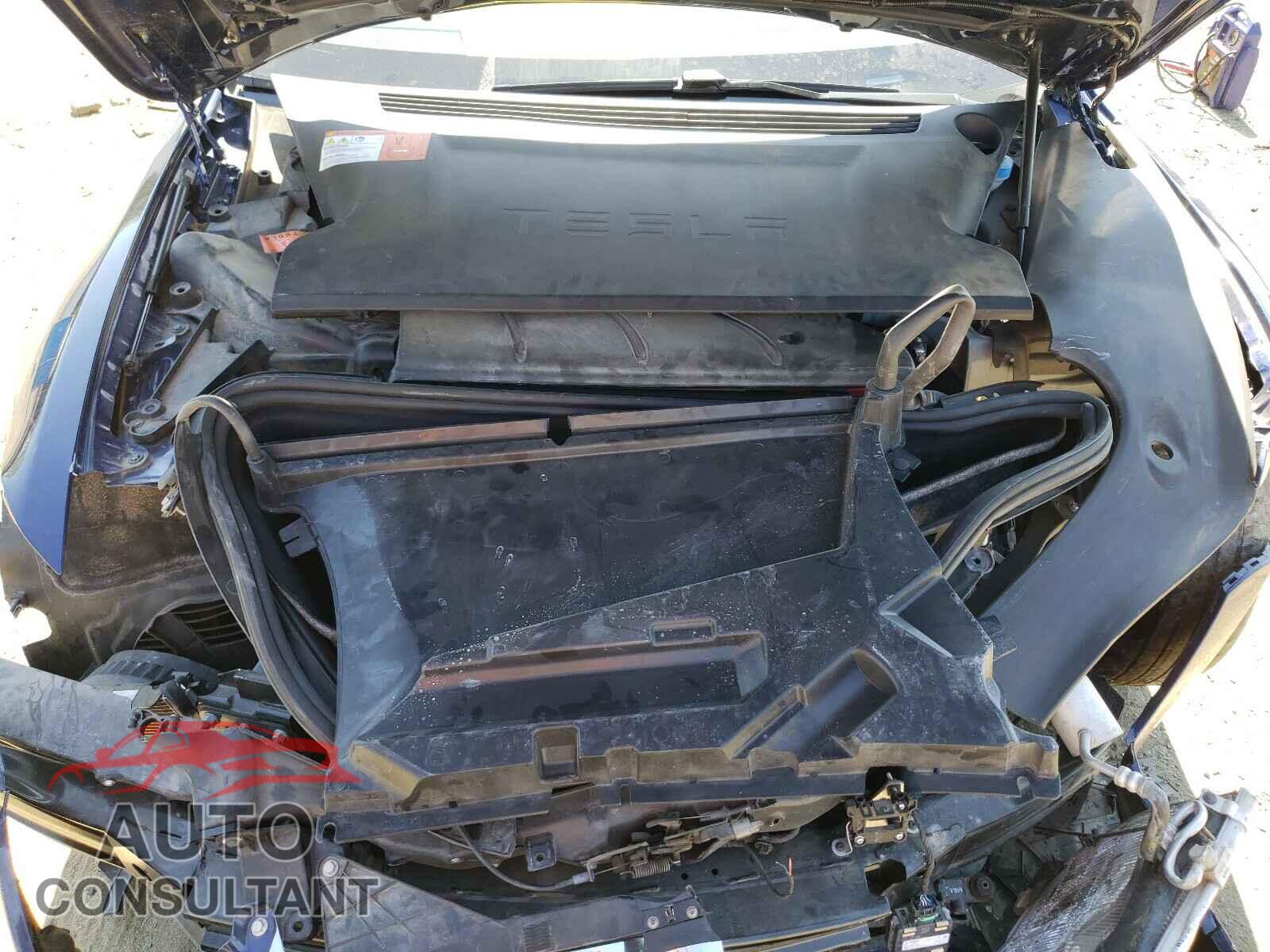 TESLA MODEL S 2017 - 5YJSA1E2XHF185077