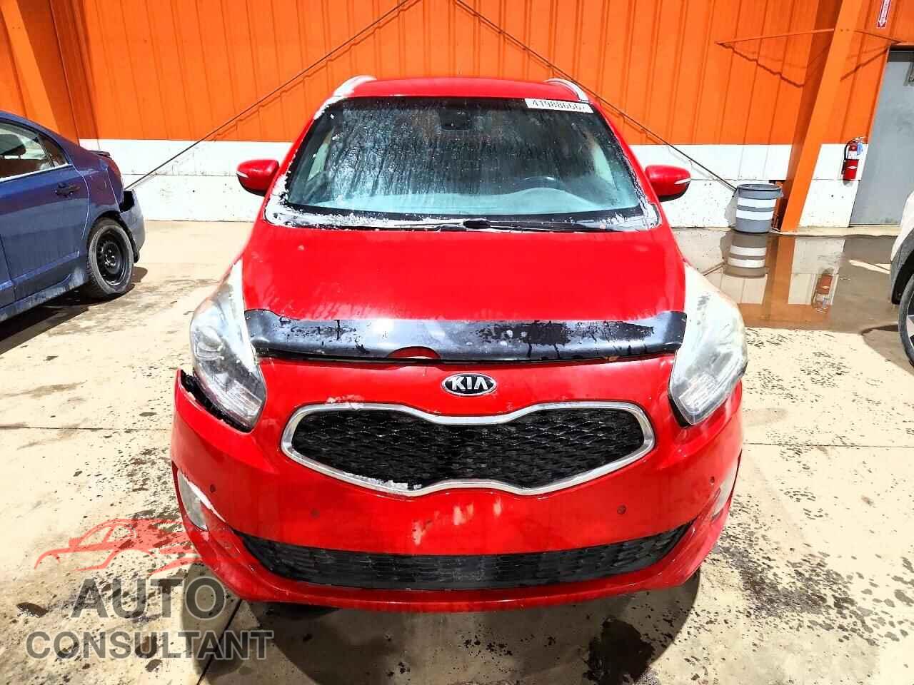 KIA RONDO 2015 - KNAHU8A32F7077416