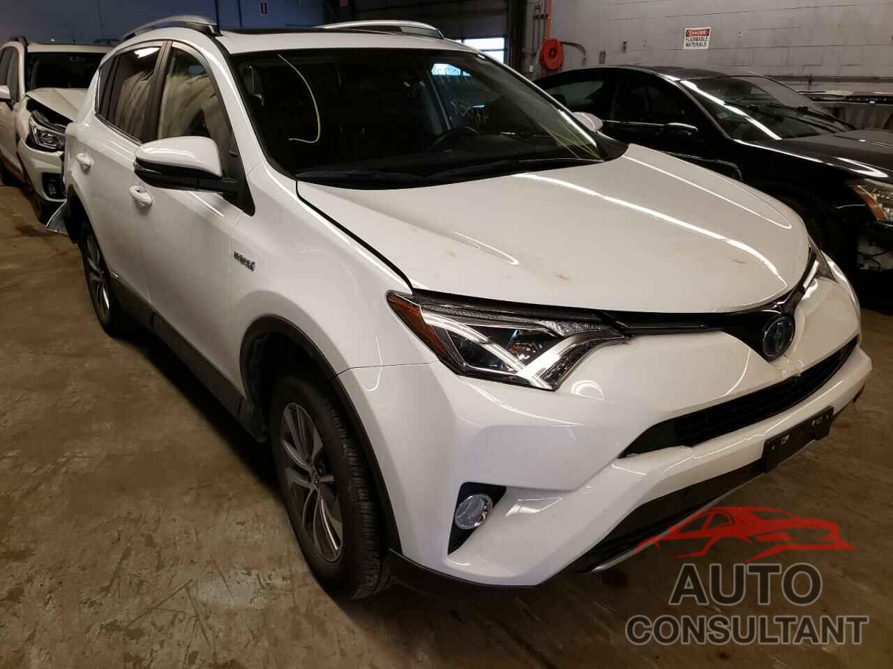 TOYOTA RAV4 2017 - JTMRJREV3HD128394
