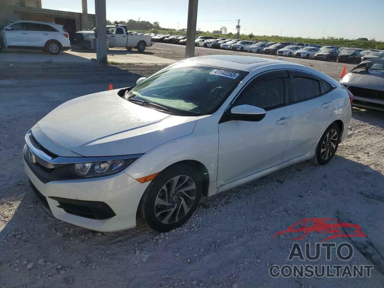 HONDA CIVIC 2018 - 2HGFC2F73JH546128