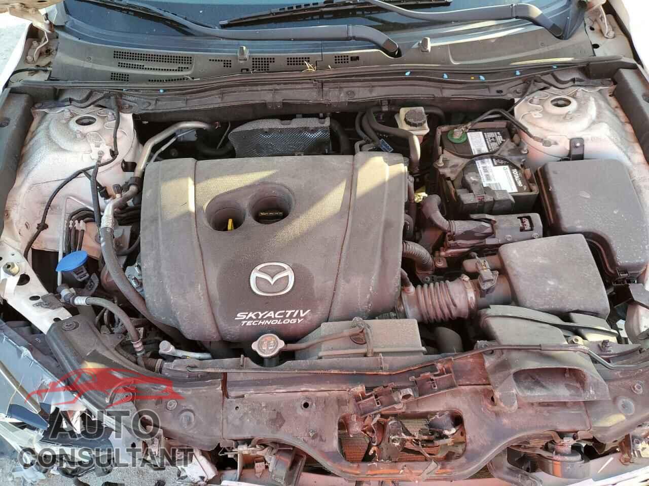 MAZDA 3 2017 - 3MZBN1K75HM102619
