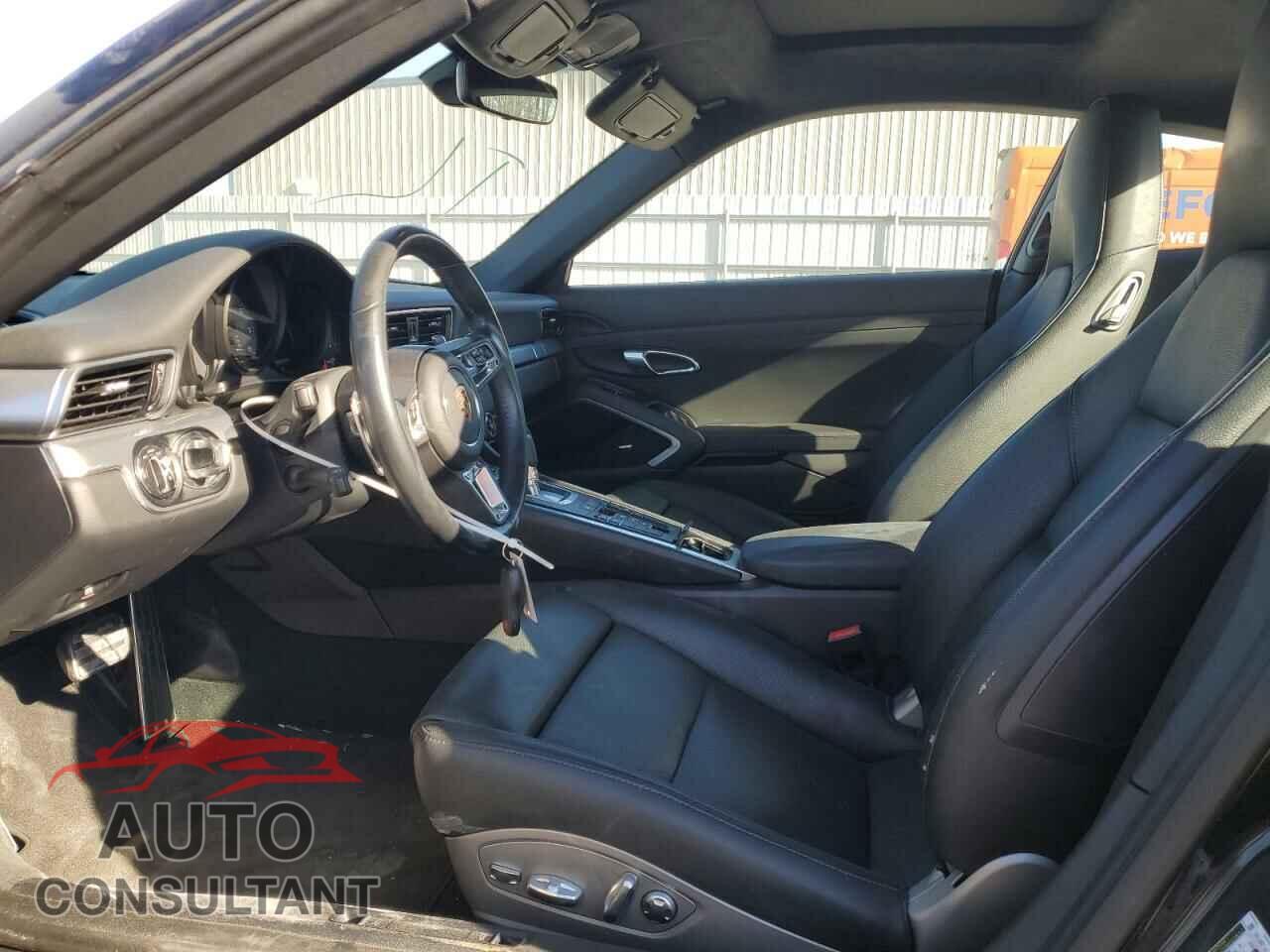PORSCHE 911 2017 - WP0AB2A95HS123879