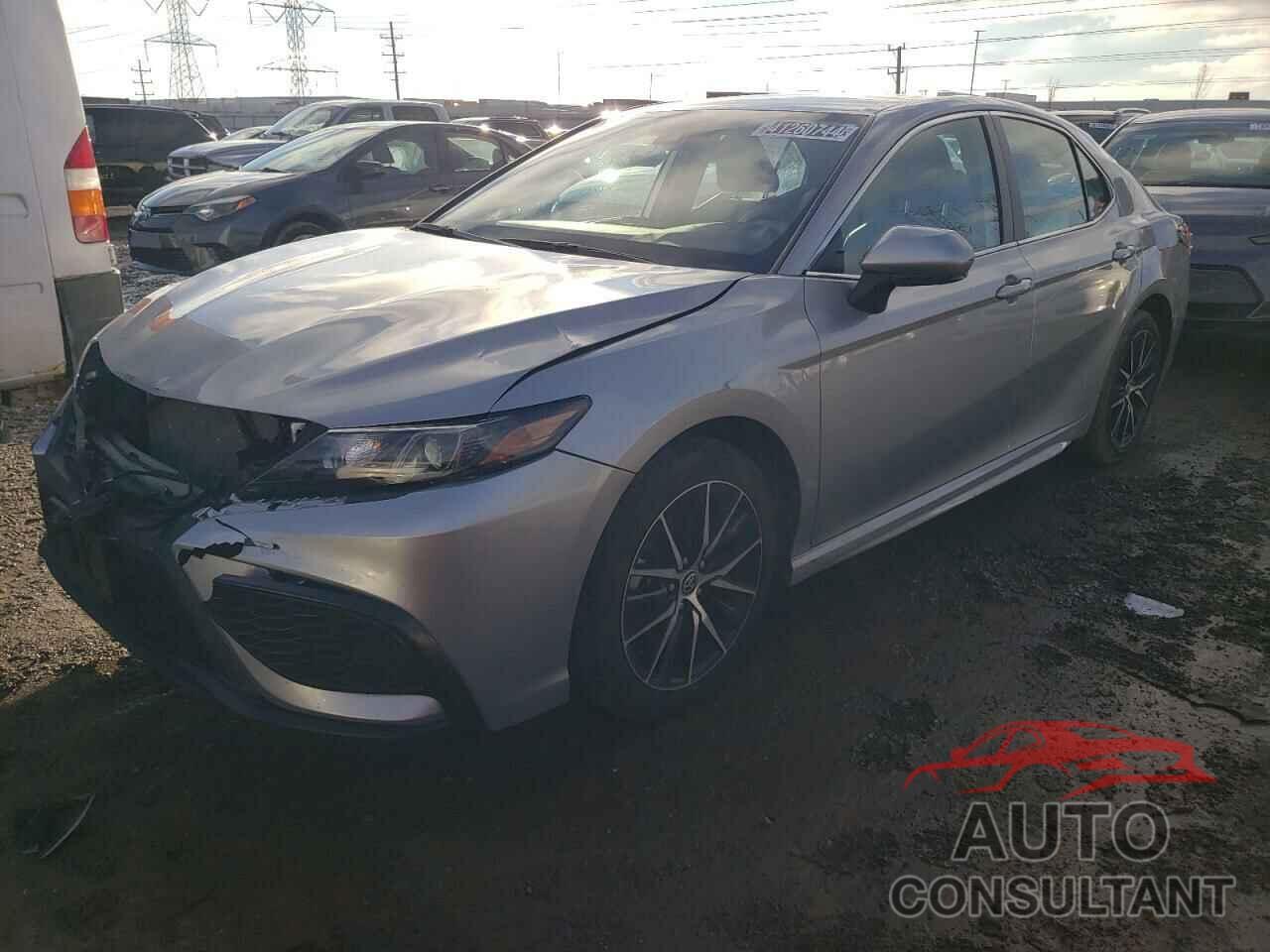 TOYOTA CAMRY 2022 - 4T1G11AK6NU673727