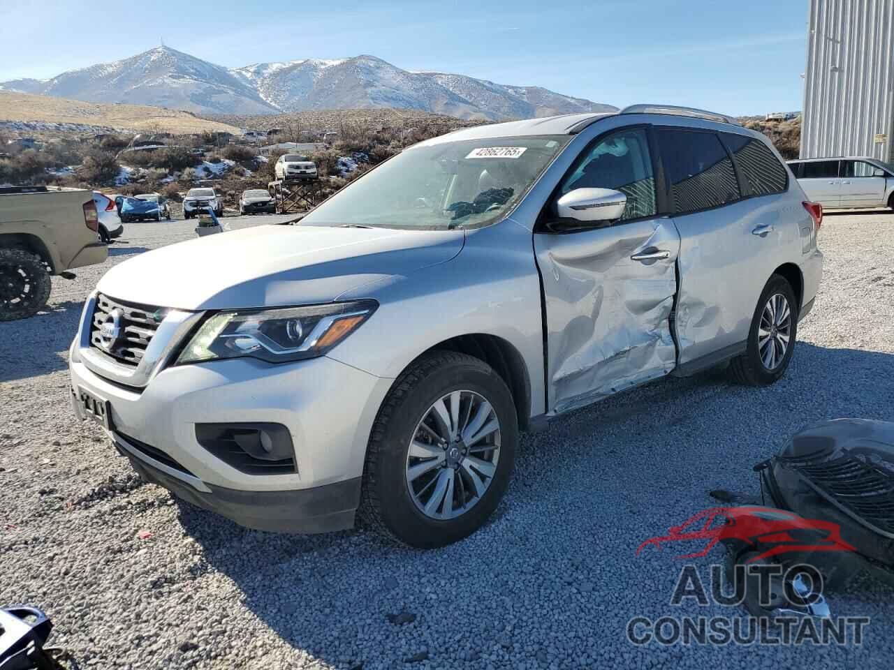 NISSAN PATHFINDER 2019 - 5N1DR2MM4KC613462