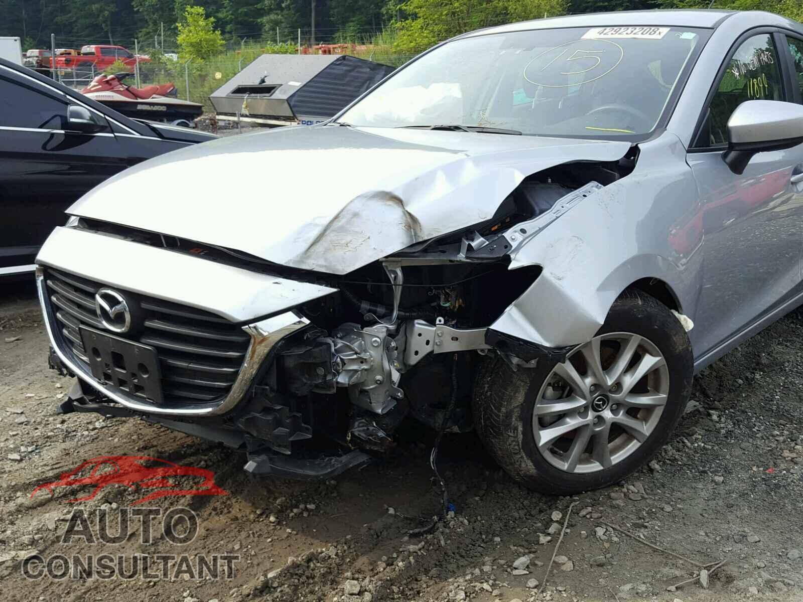 MAZDA 3 2017 - 3MZBN1K73HM100416