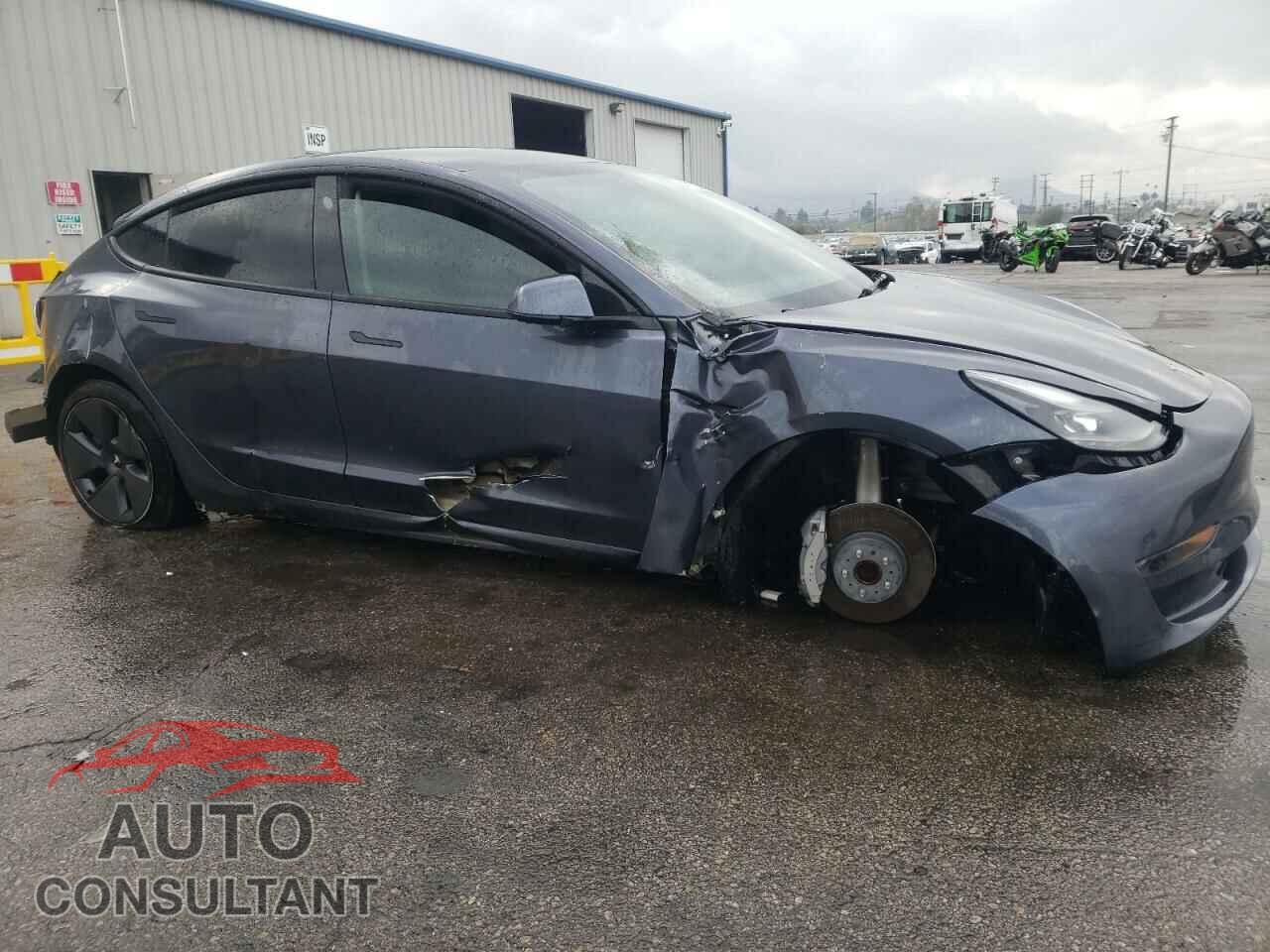 TESLA MODEL 3 2022 - 5YJ3E1EA7NF120974