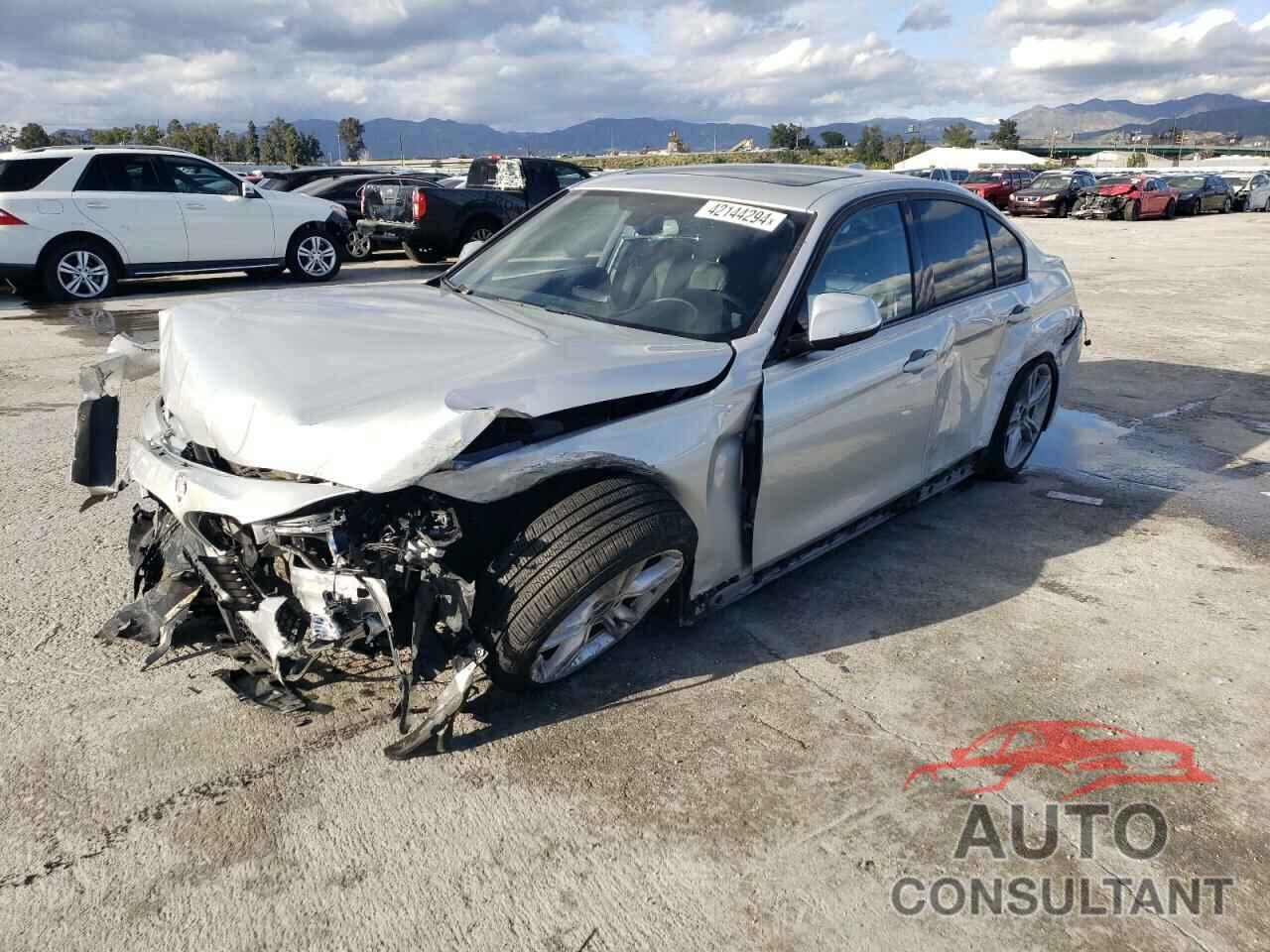 BMW 3 SERIES 2017 - WBA8B9C38HK885620