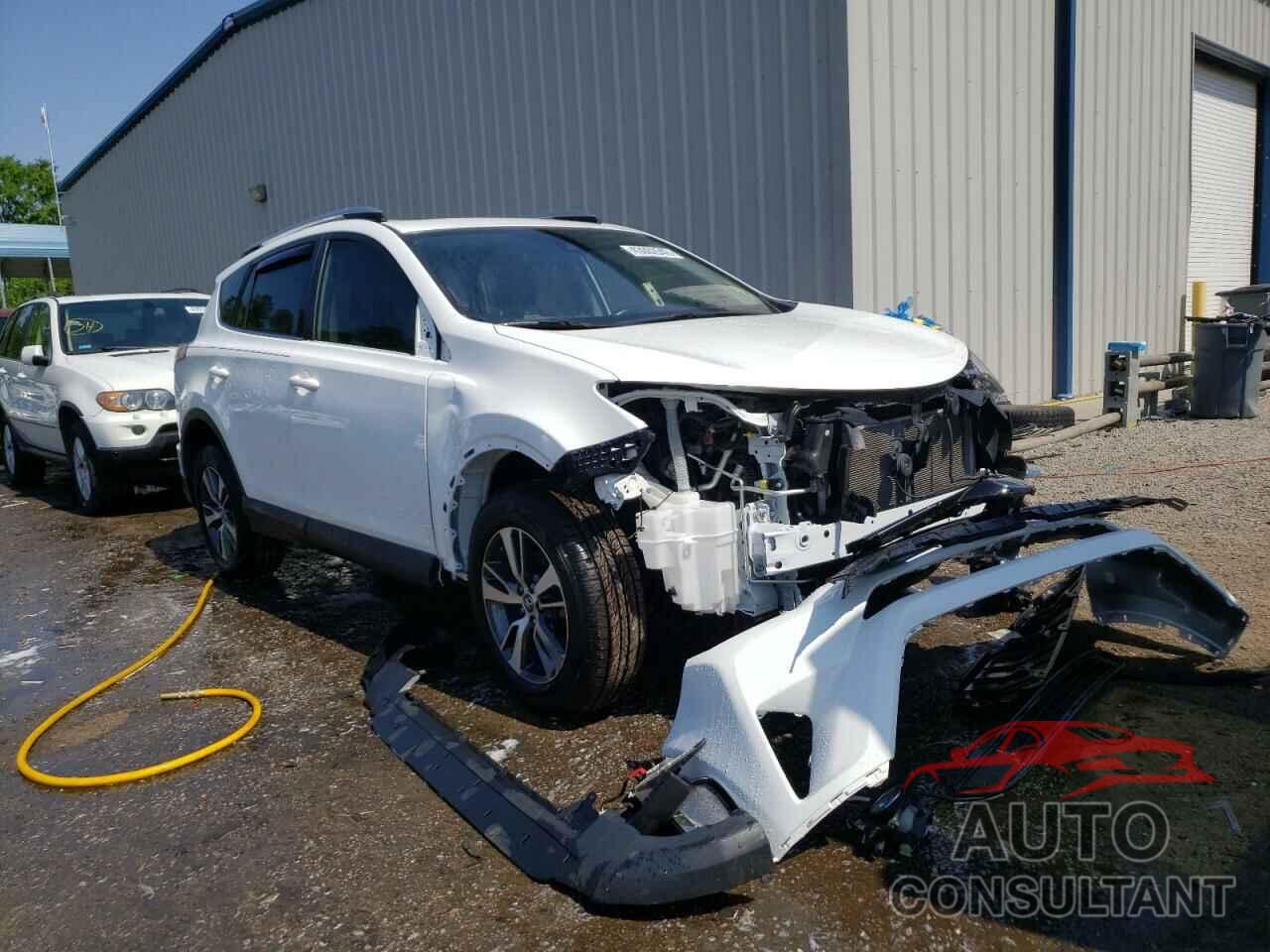 TOYOTA RAV4 2017 - JTMWFREV6HJ137077