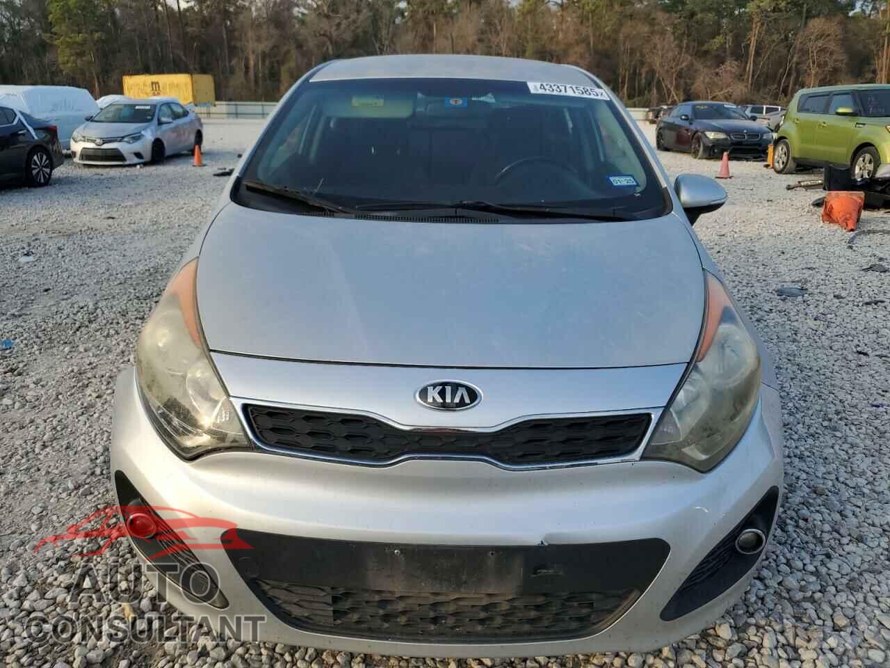 KIA RIO 2015 - KNADN5A33F6428768
