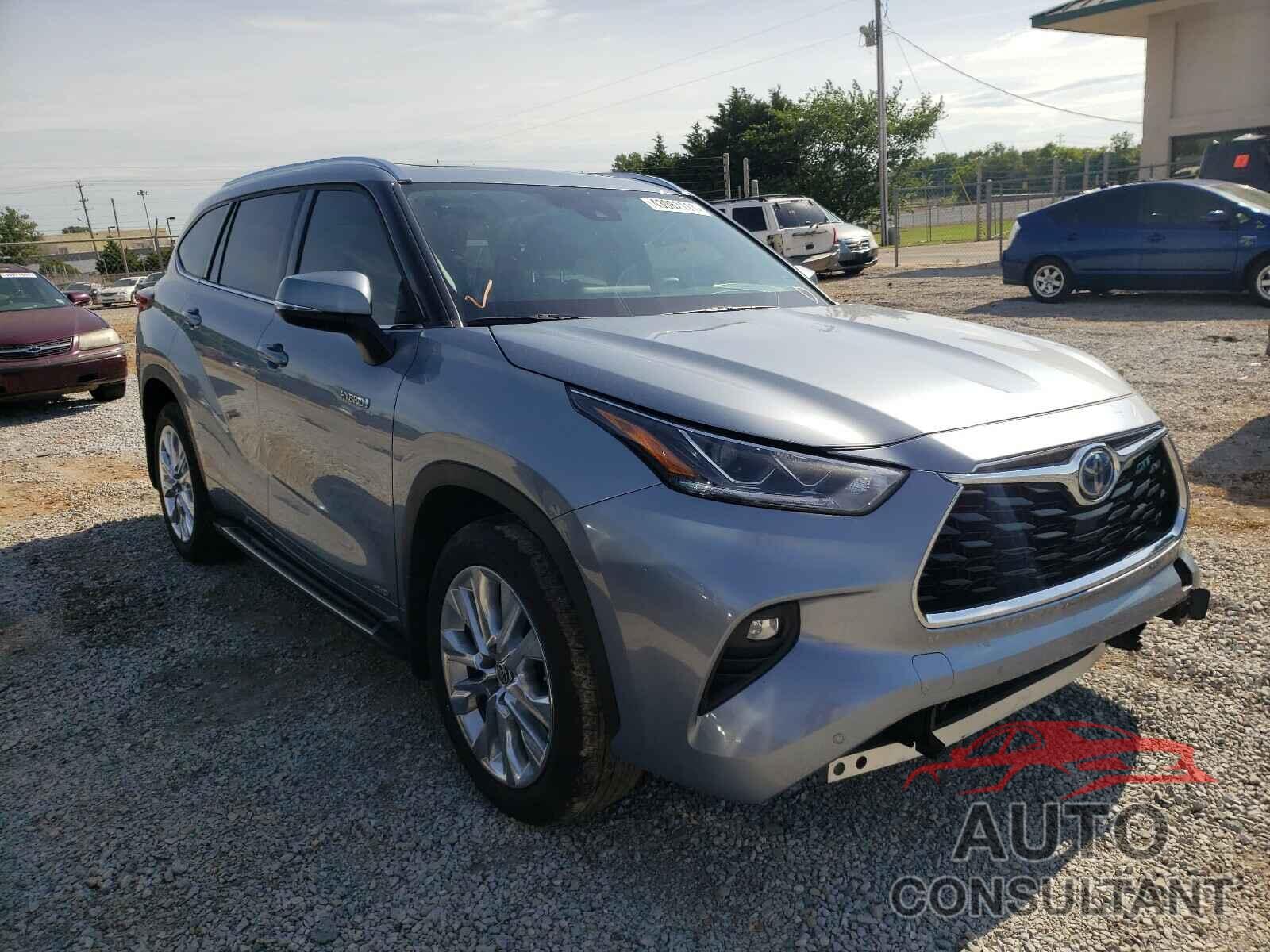 TOYOTA HIGHLANDER 2021 - 5TDDBRCH8MS025118
