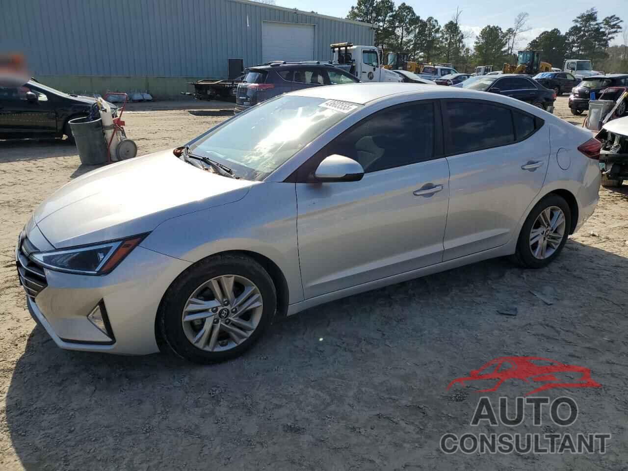 HYUNDAI ELANTRA 2019 - 5NPD84LF0KH470911