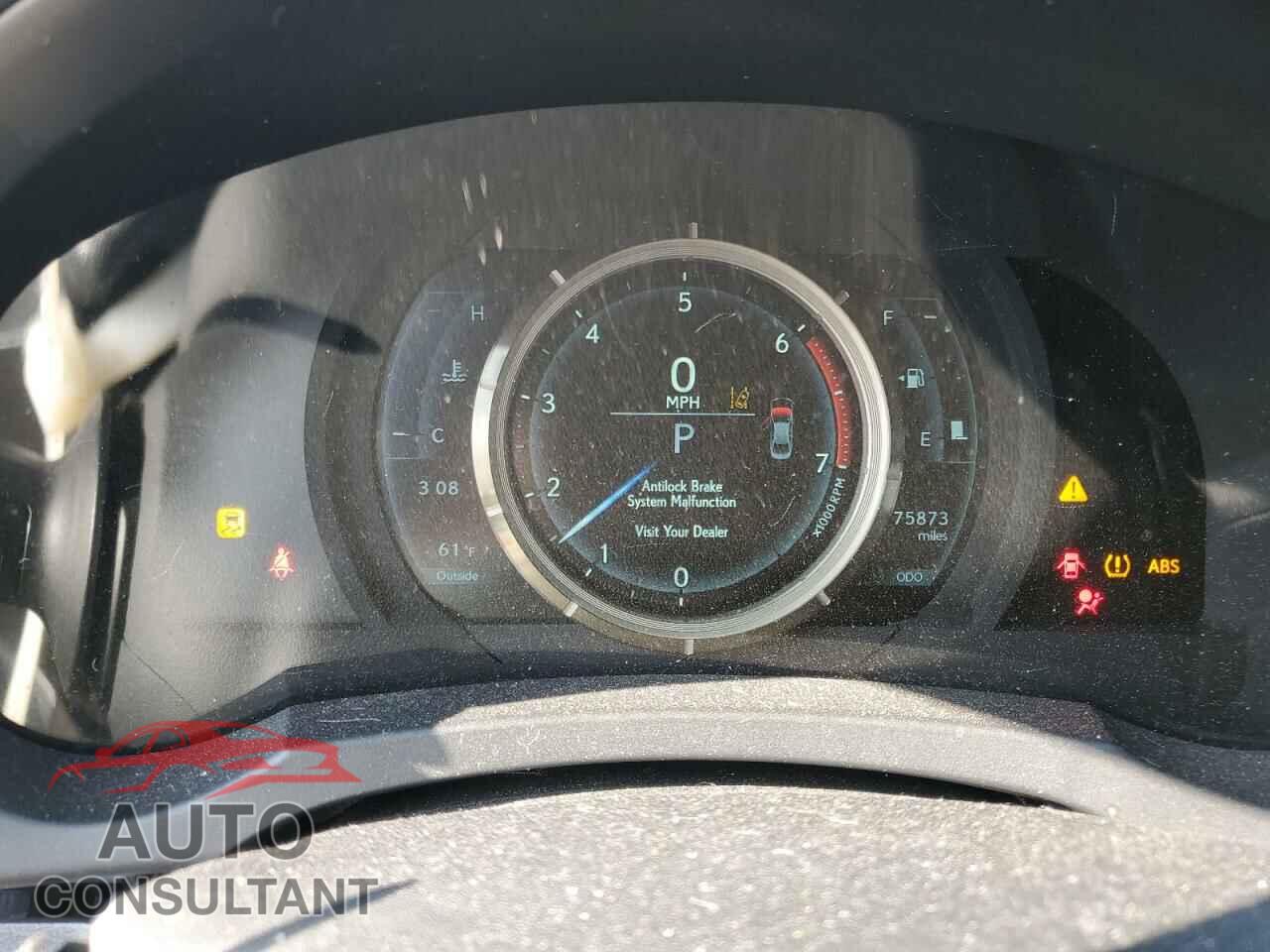 LEXUS IS 2017 - JTHBA1D28H5056062
