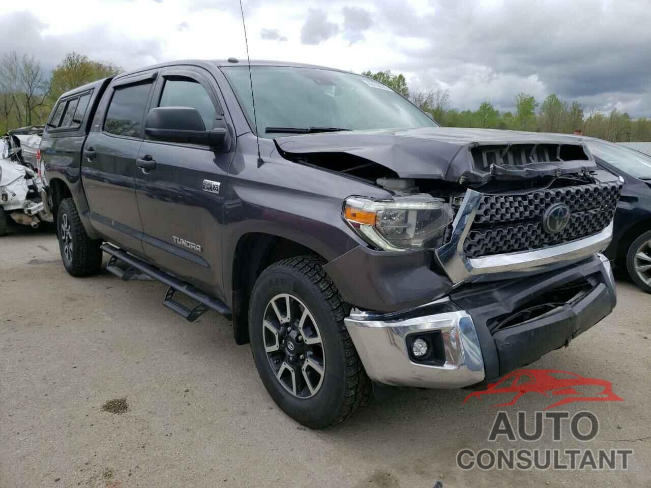 TOYOTA TUNDRA 2018 - 5TFDW5F12JX766883