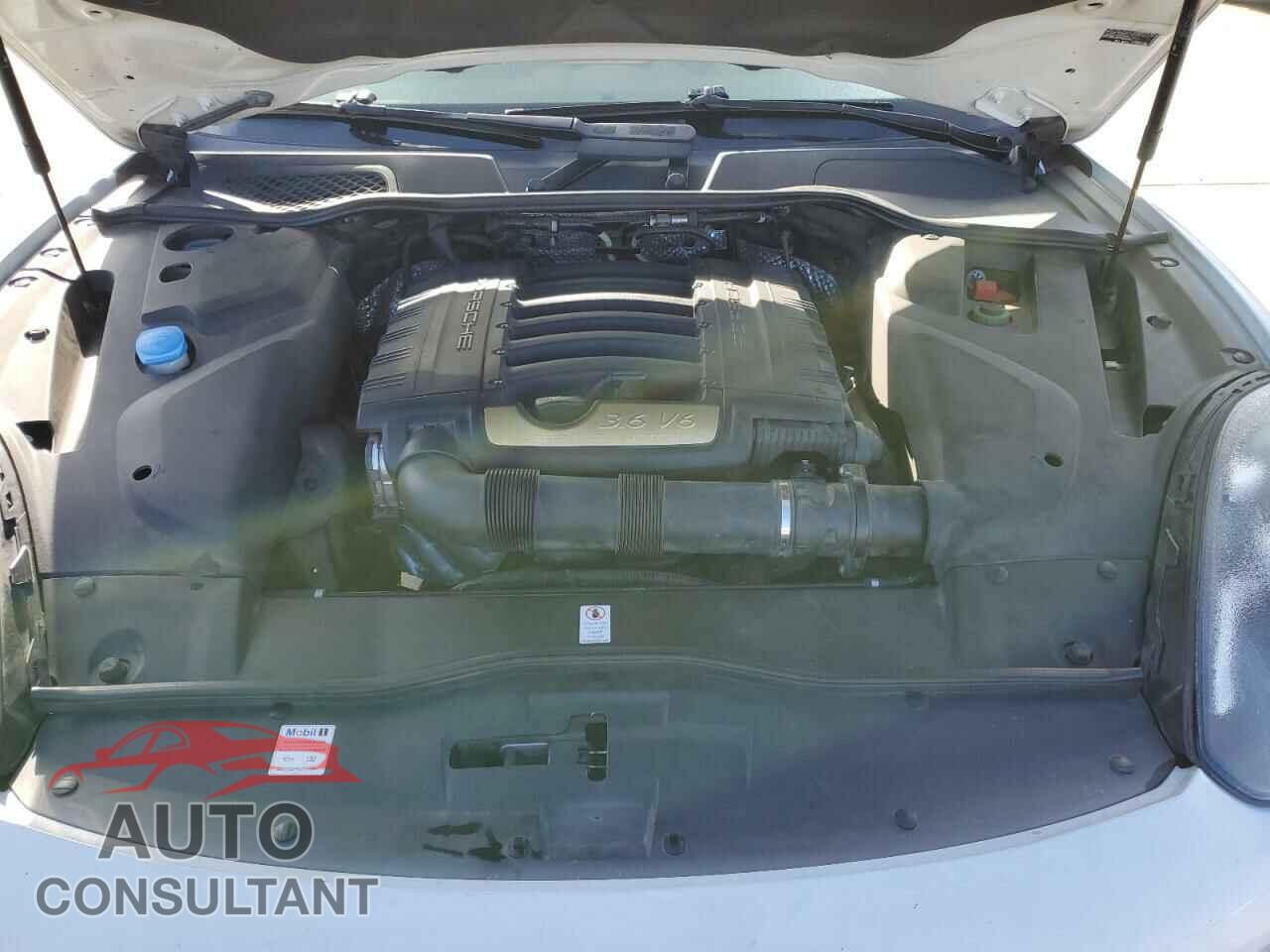 PORSCHE CAYENNE 2017 - WP1AA2A27HKA83227