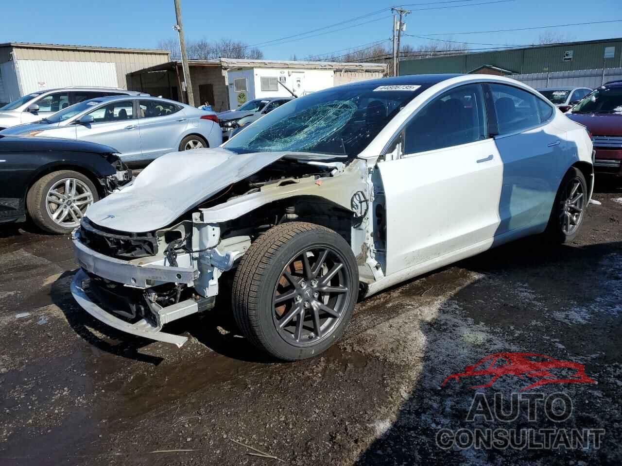 TESLA MODEL 3 2018 - 5YJ3E1EB2JF131271