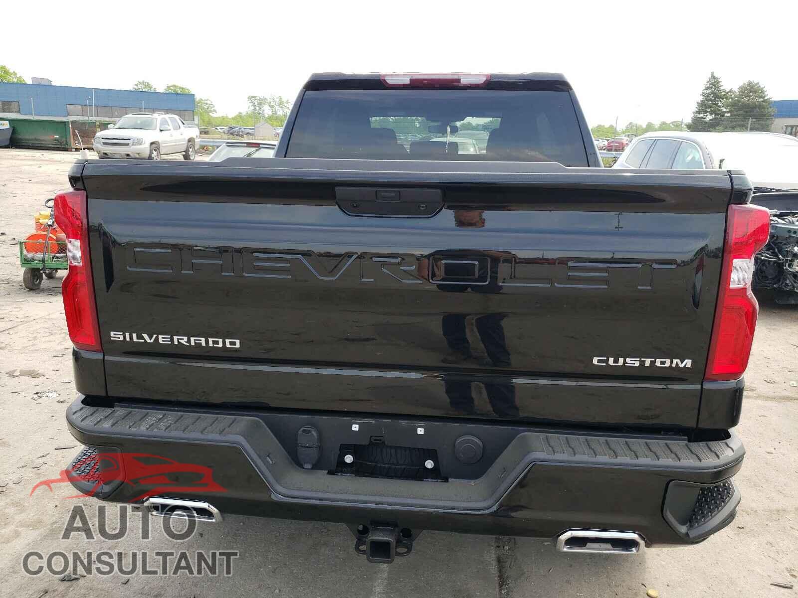 CHEVROLET SILVERADO 2021 - 1GCPYCEL8MZ217339