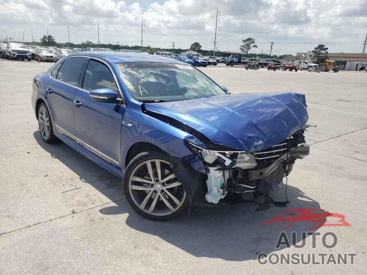 VOLKSWAGEN PASSAT 2017 - 1VWDT7A37HC059340