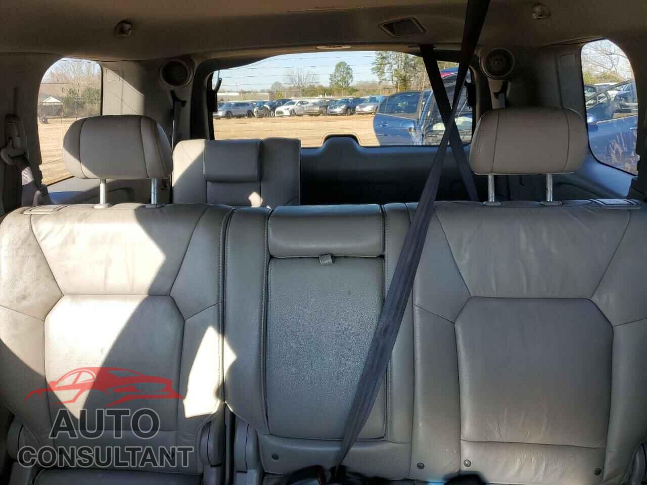 HONDA PILOT 2010 - 5FNYF3H60AB007786