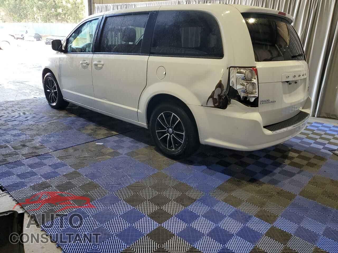 DODGE CARAVAN 2018 - 2C4RDGEG4JR209775