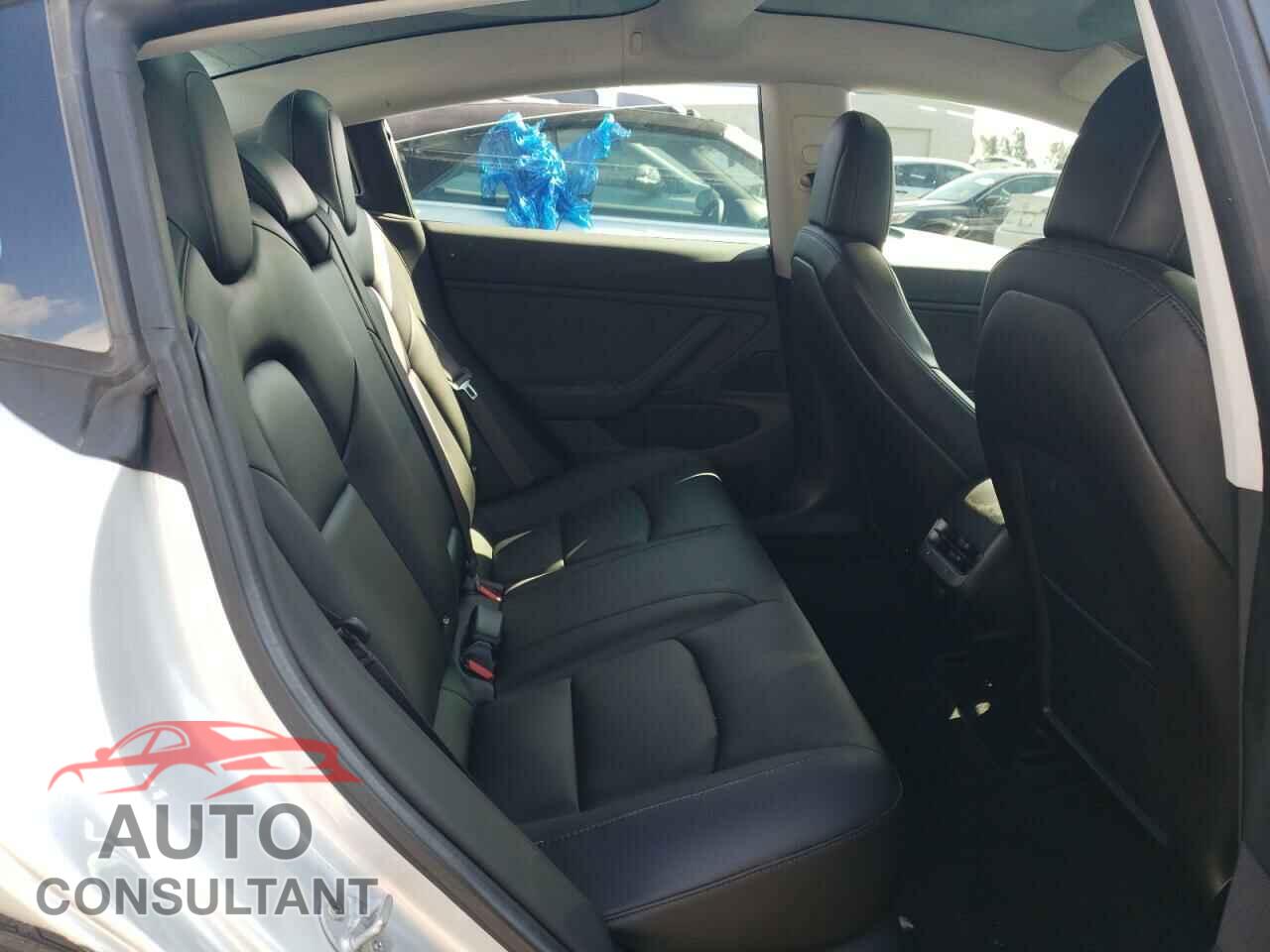 TESLA MODEL 3 2018 - 5YJ3E1EA3JF037231