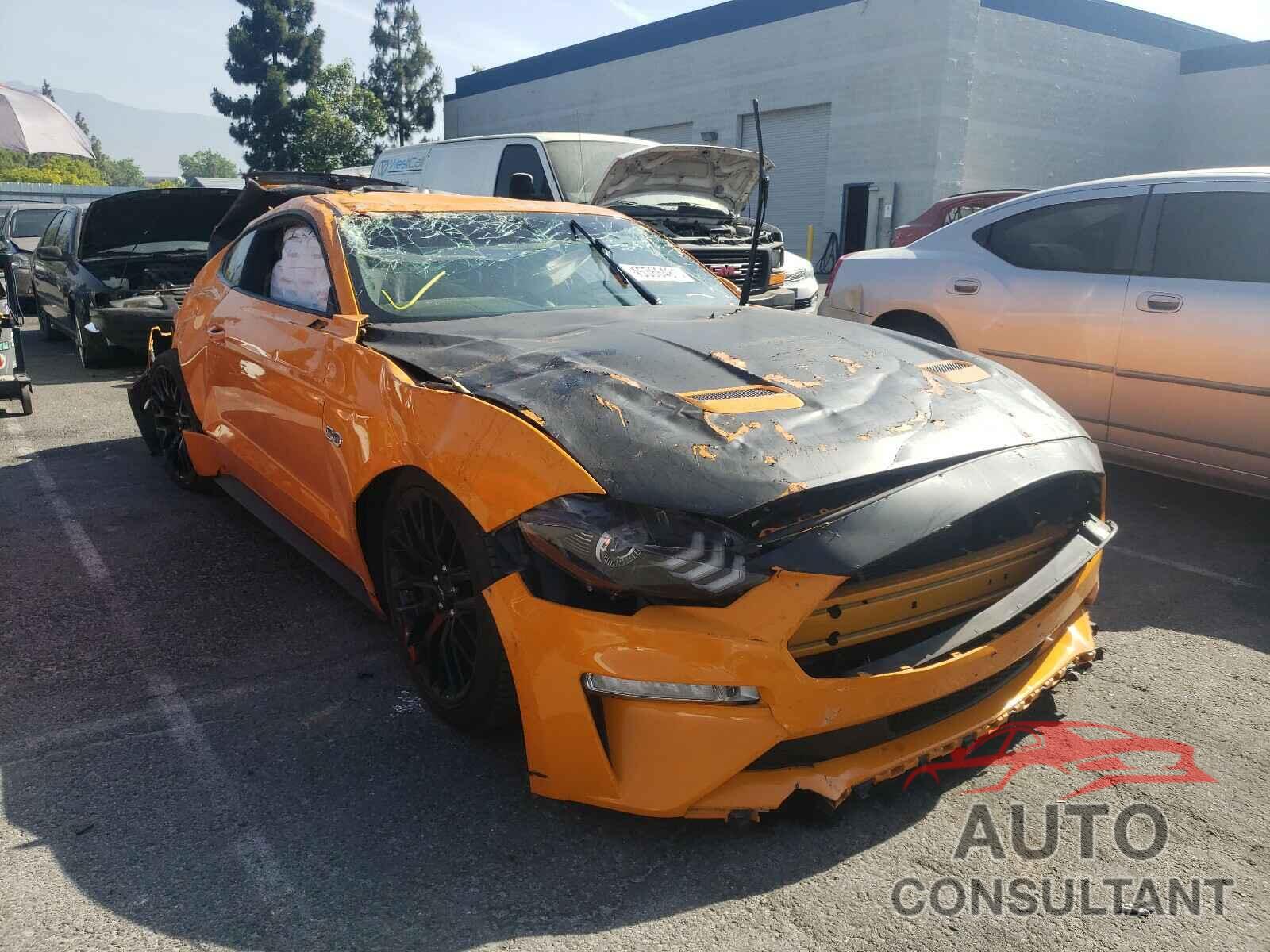 FORD MUSTANG 2018 - 1FA6P8CFXJ5138014
