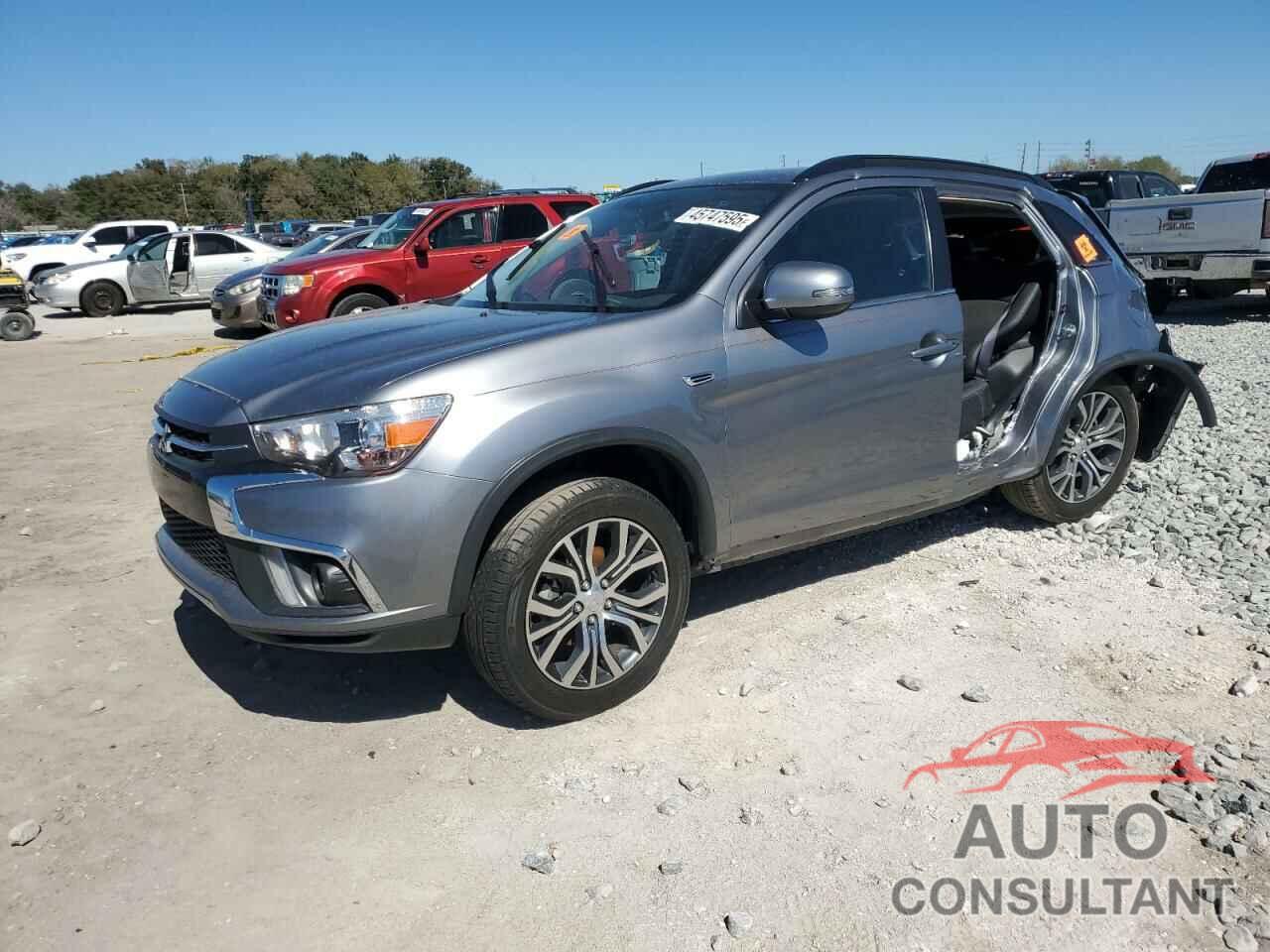 MITSUBISHI OUTLANDER 2018 - JA4AP4AW8JU024643