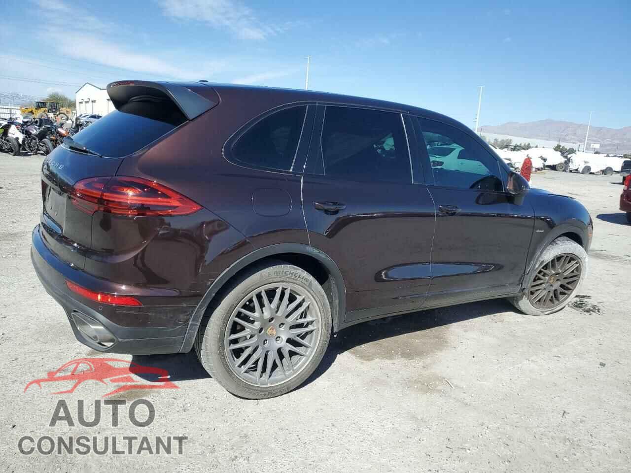PORSCHE CAYENNE 2016 - WP1AF2A2XGKA43868