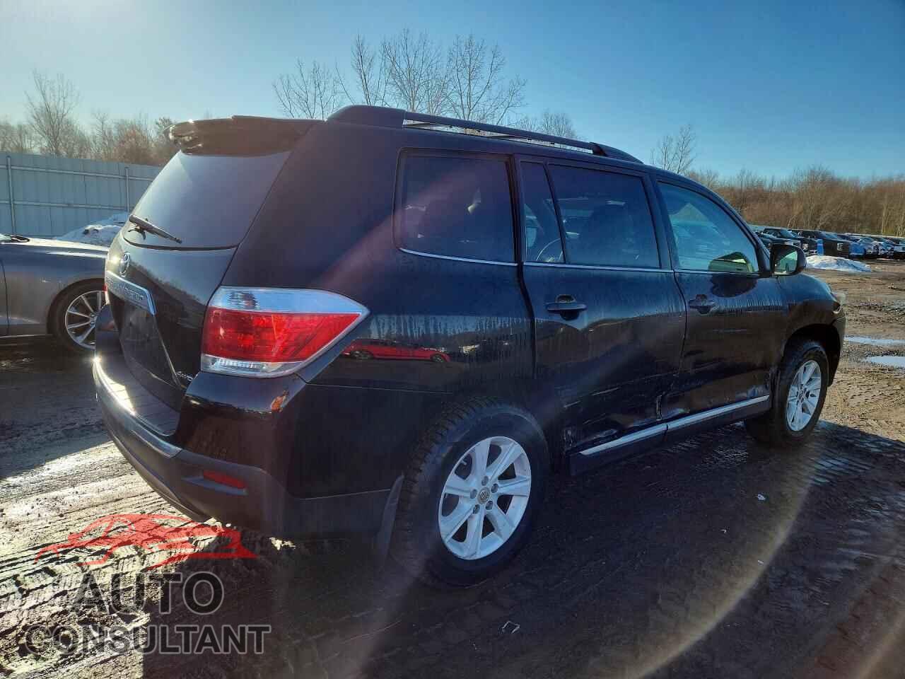 TOYOTA HIGHLANDER 2012 - 5TDBK3EH4CS140038