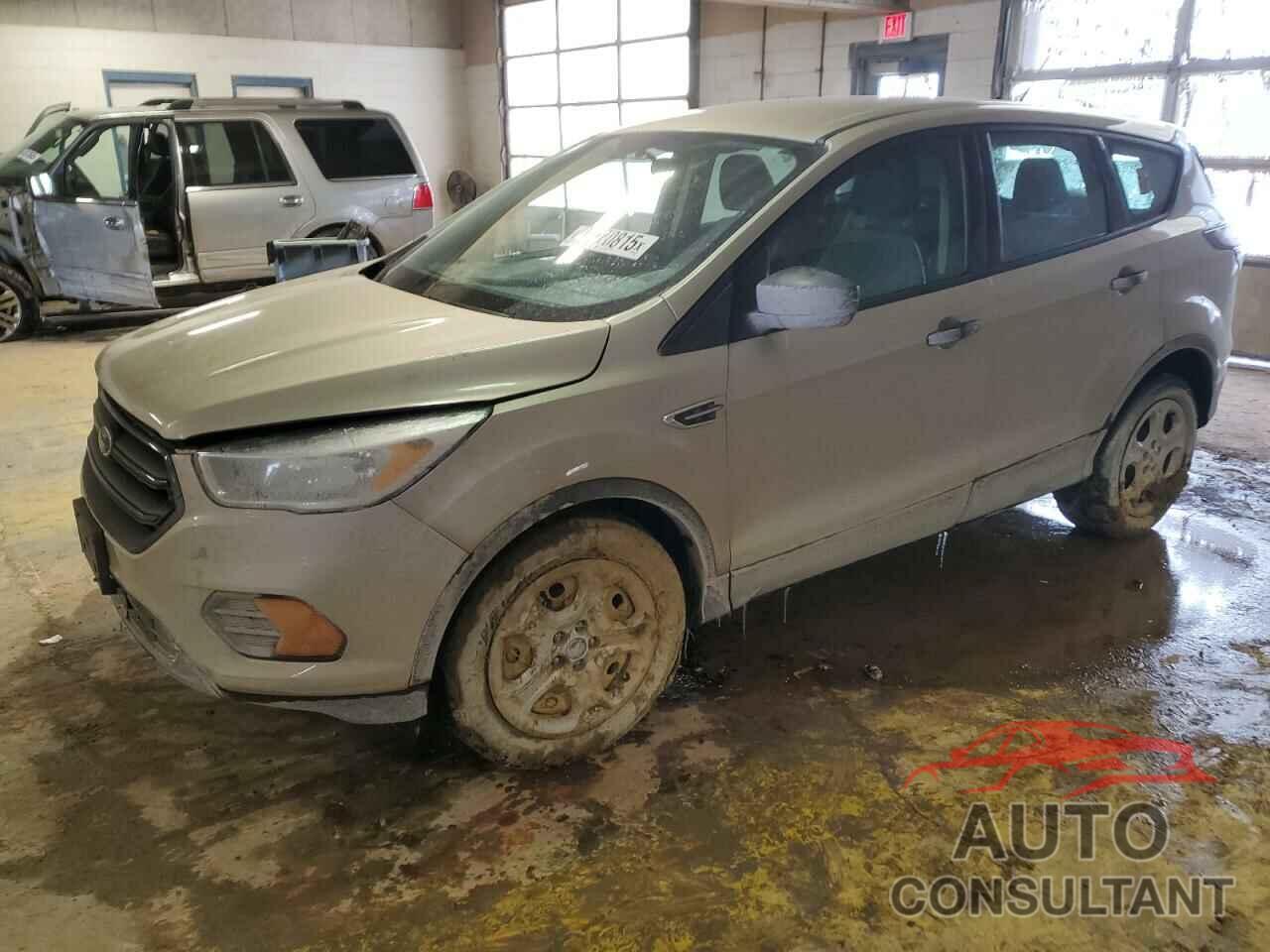 FORD ESCAPE 2017 - 1FMCU0F75HUC79239